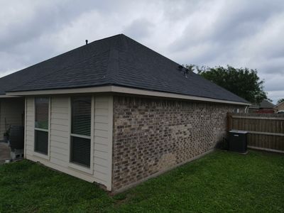 Residential Roofing Installation using Owen's Corning Duration