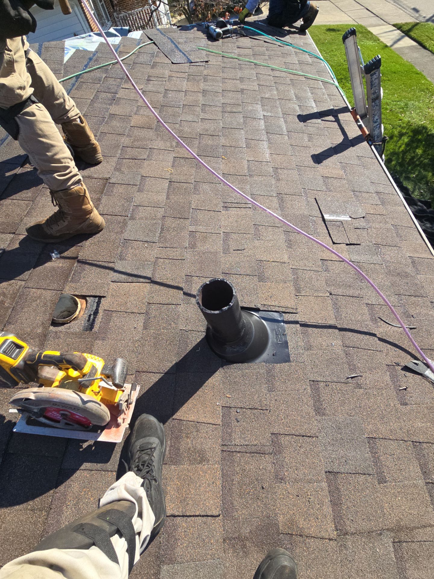 Atlas Pinnacle, Color, Heatherblend, Drip Edge, Color, Black by Eagle Eye Roofing
