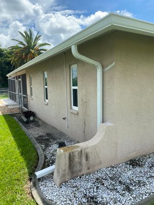 Seamless Gutters for Buildings in Cape Coral FL