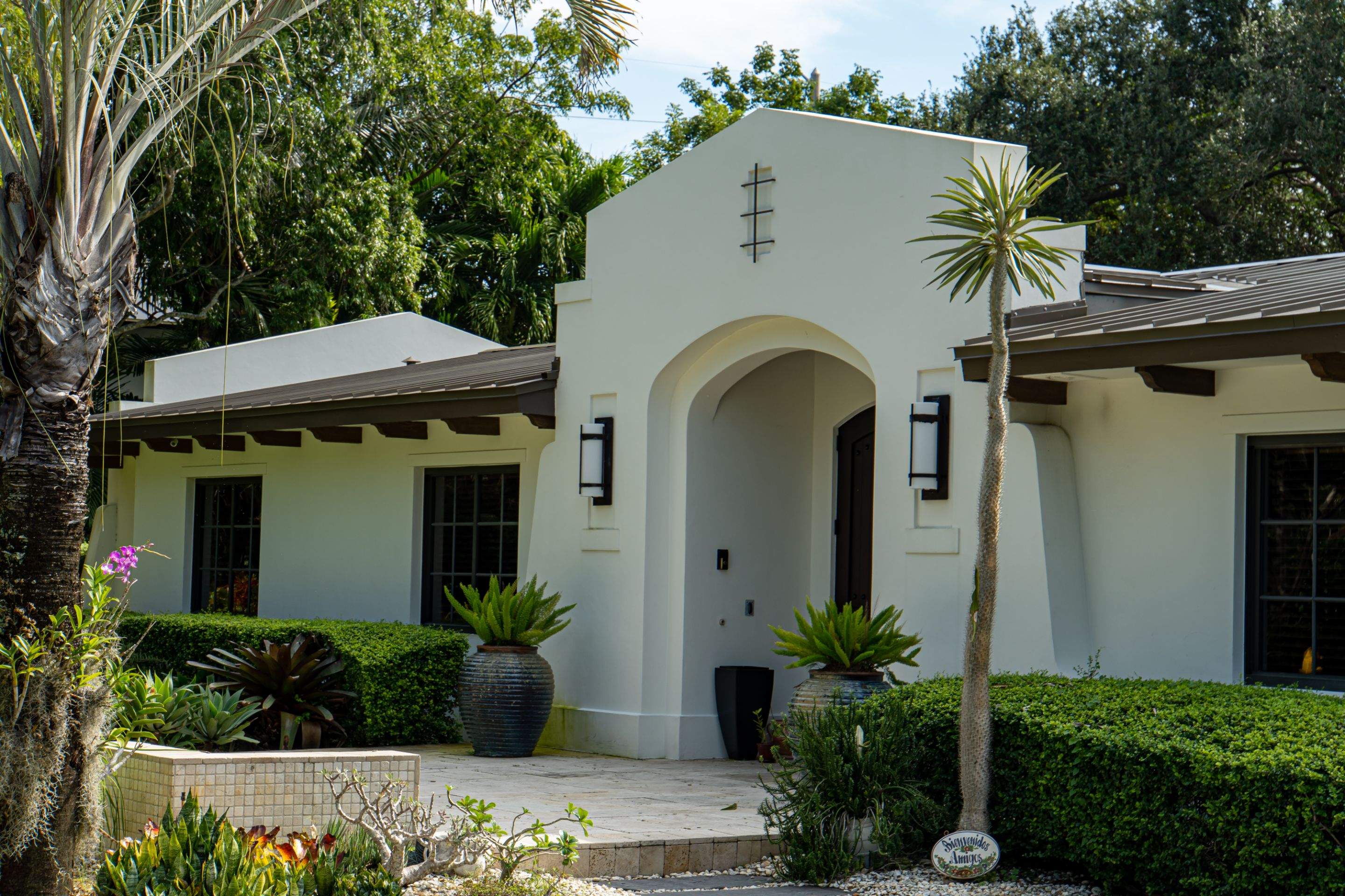 Metal Roof - Galvalume - Medium Bronze by Istueta Roofing