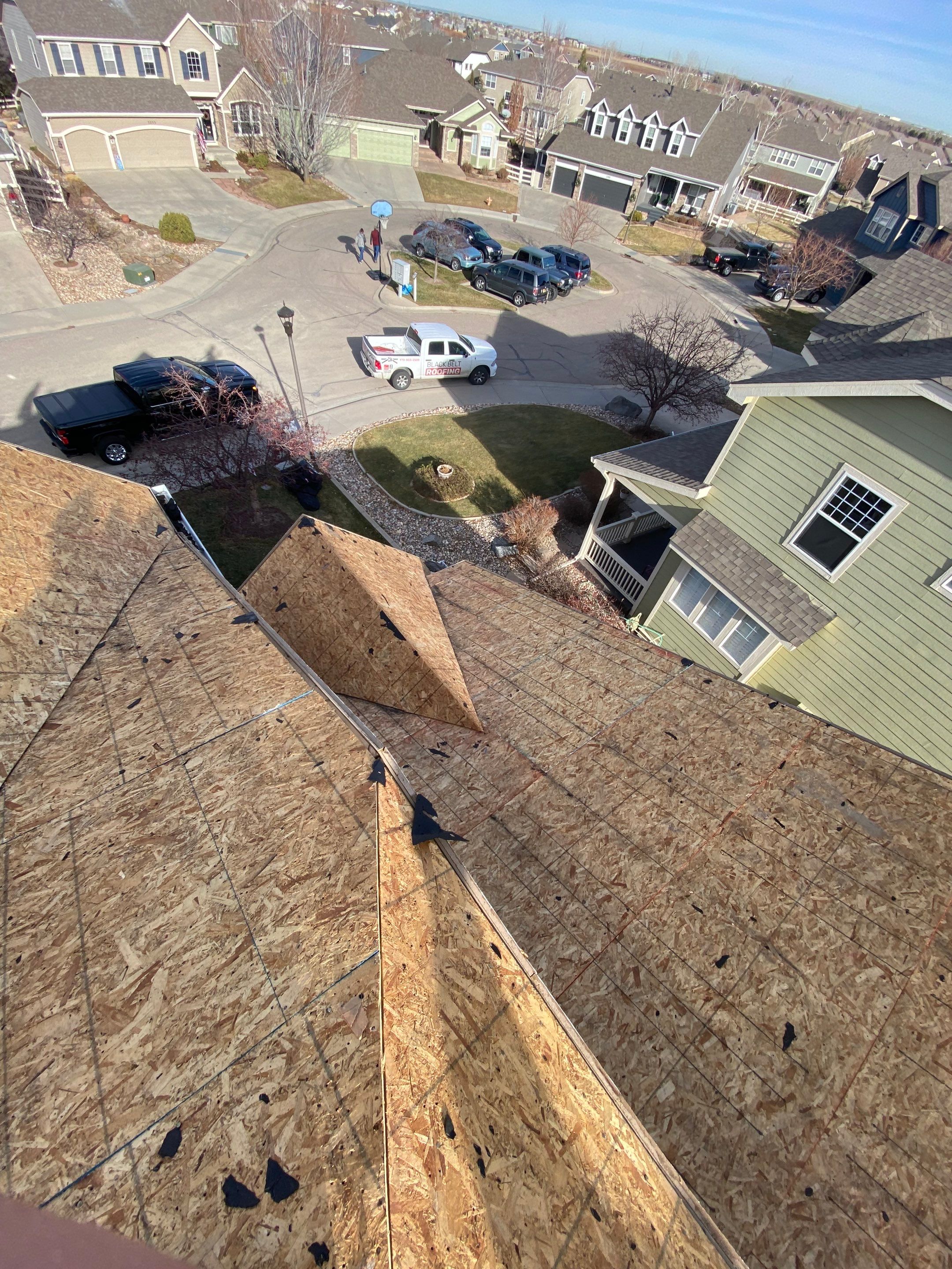 Resdiental Hail Damage Roof Replacement using Atlas Pinnacle Class 4 Impact Resistant "Weathered Wood" color by Black Belt Roofing