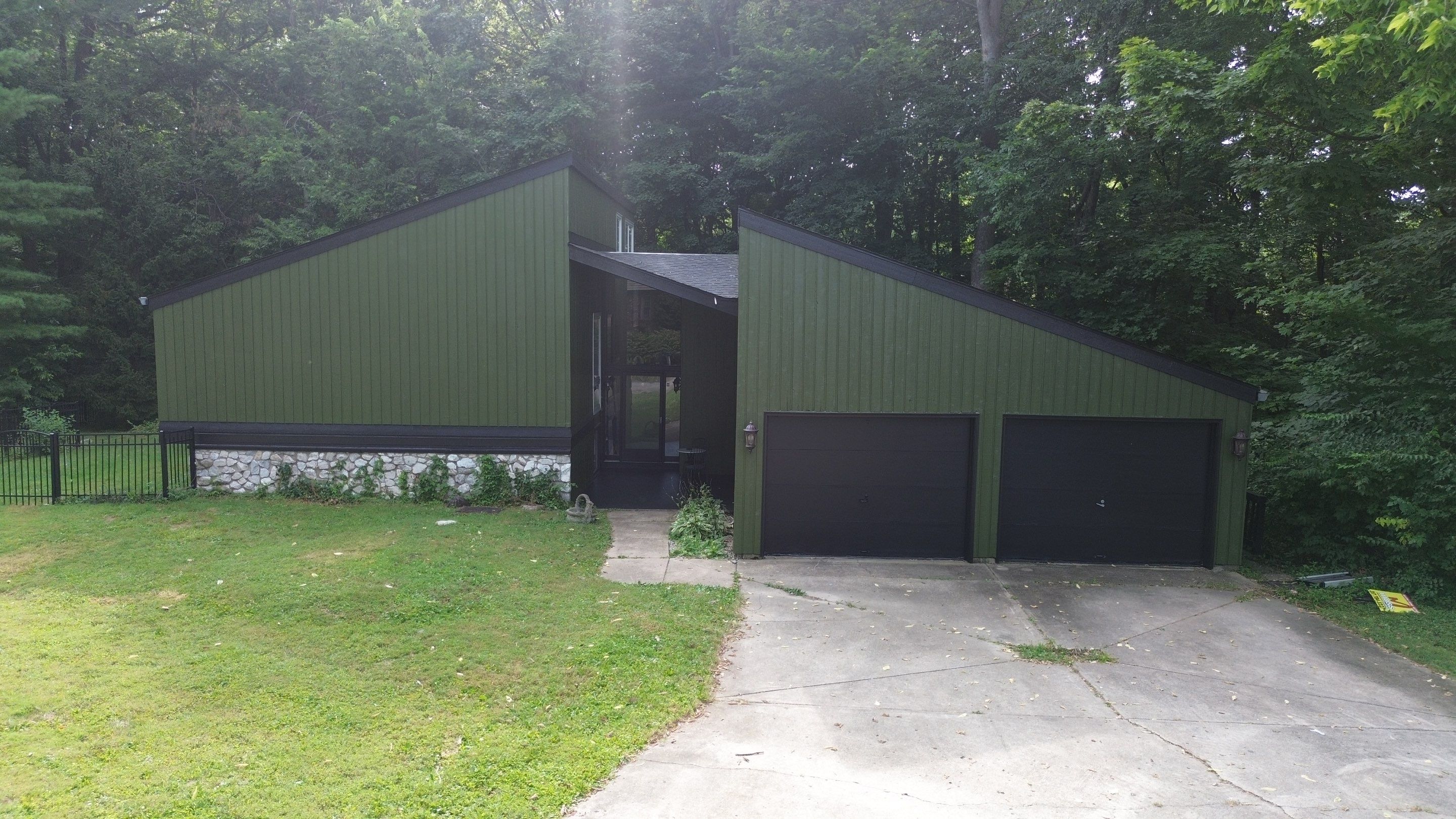 Project in Noblesville by Moss Roofing