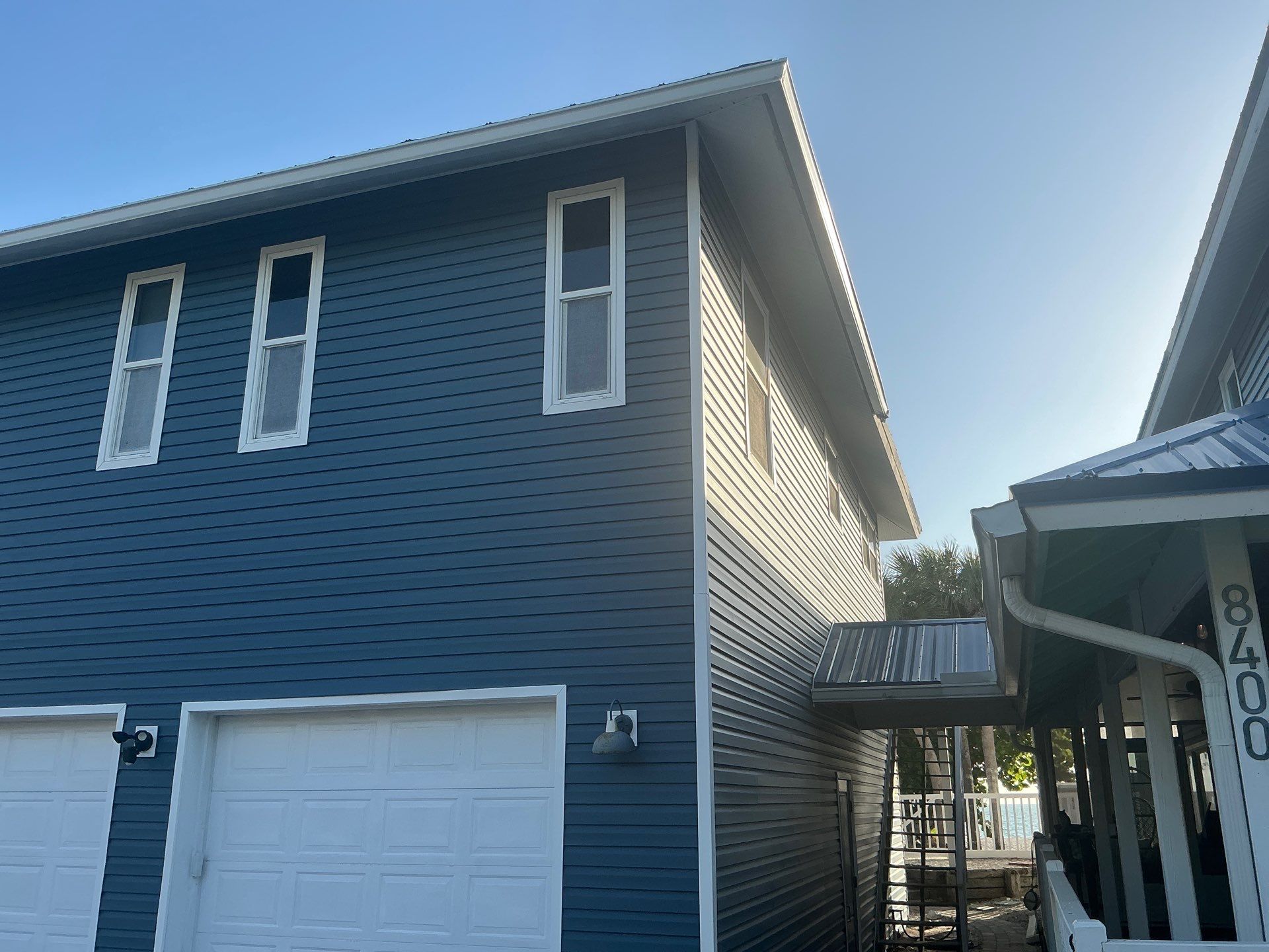 6-inch Seamless Gutters in Englewood FL by Gutter Professors