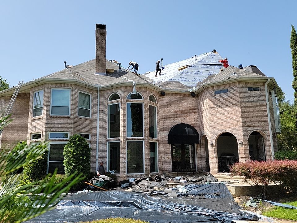 Mullings Roof Installation by O & M Construction Services