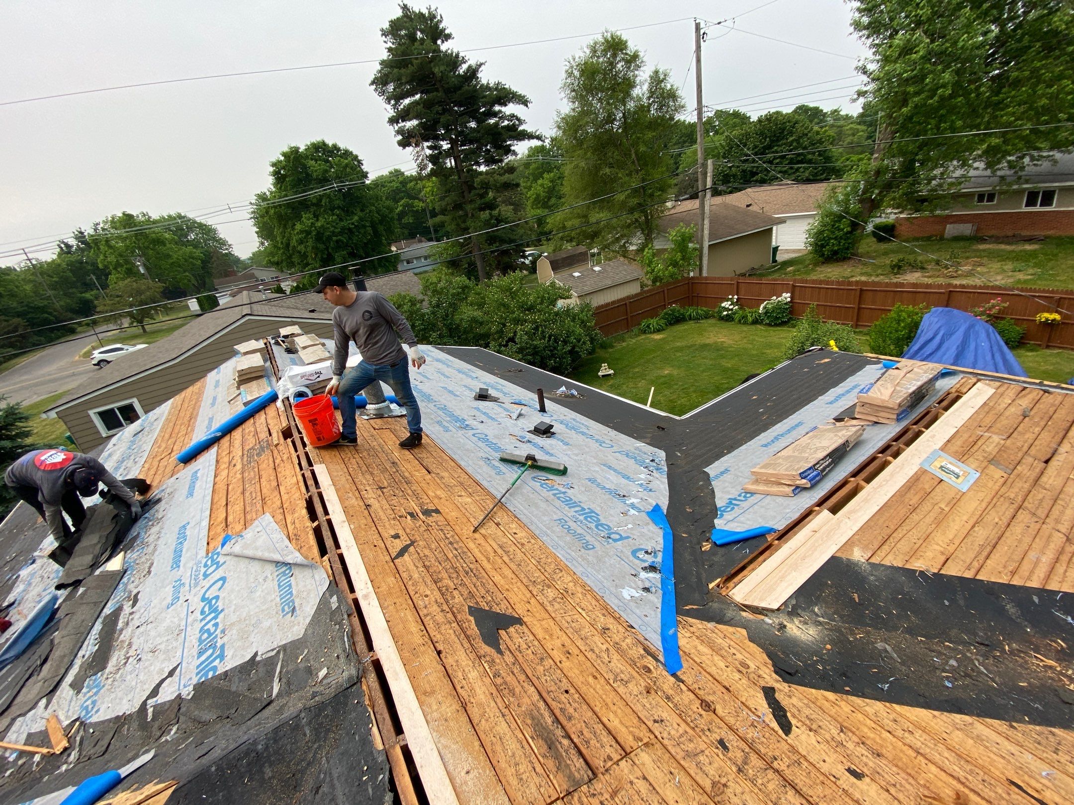 Roof Replacement using CertainTeed Landmark by 180 Contractors