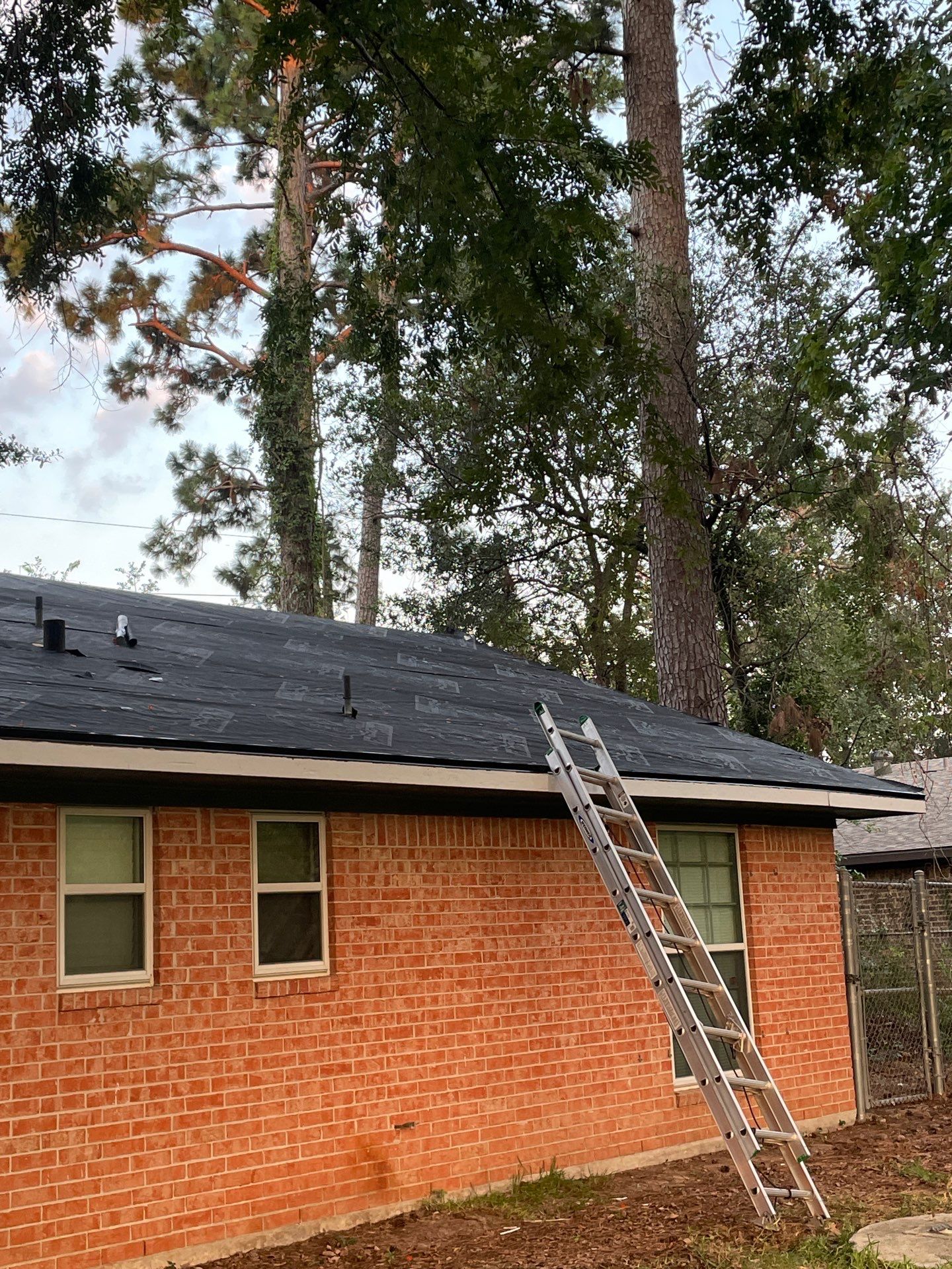 Residential Roofing Installation using Owen's Corning Duration (Lifetime) Shingles by Roof Repair Company