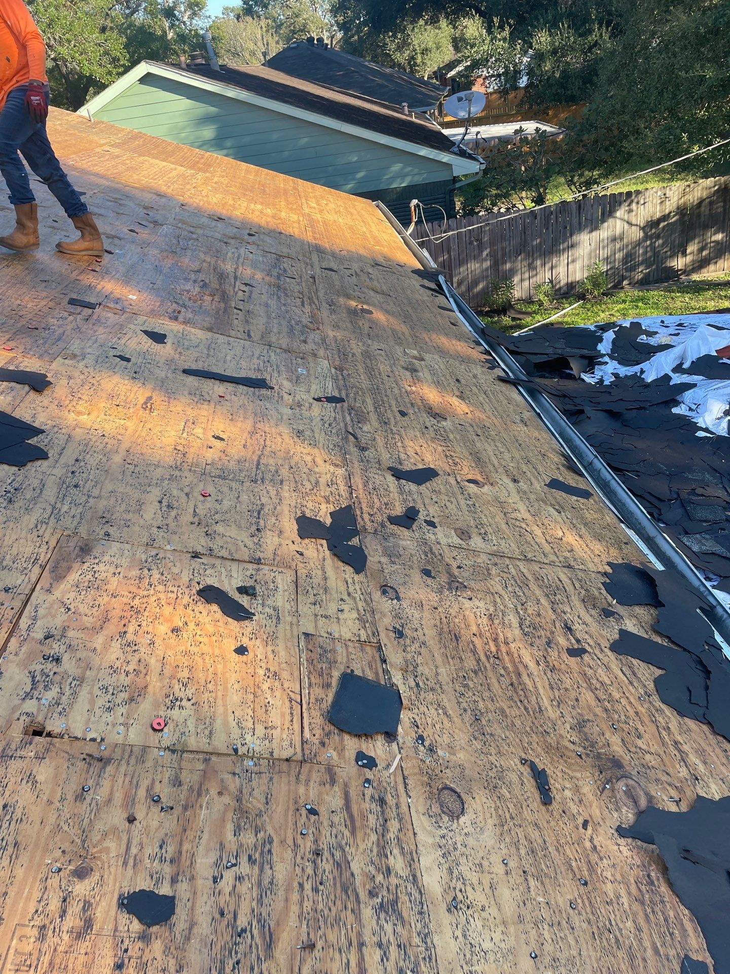 Roof Replacement Houston by Roof Repair Company