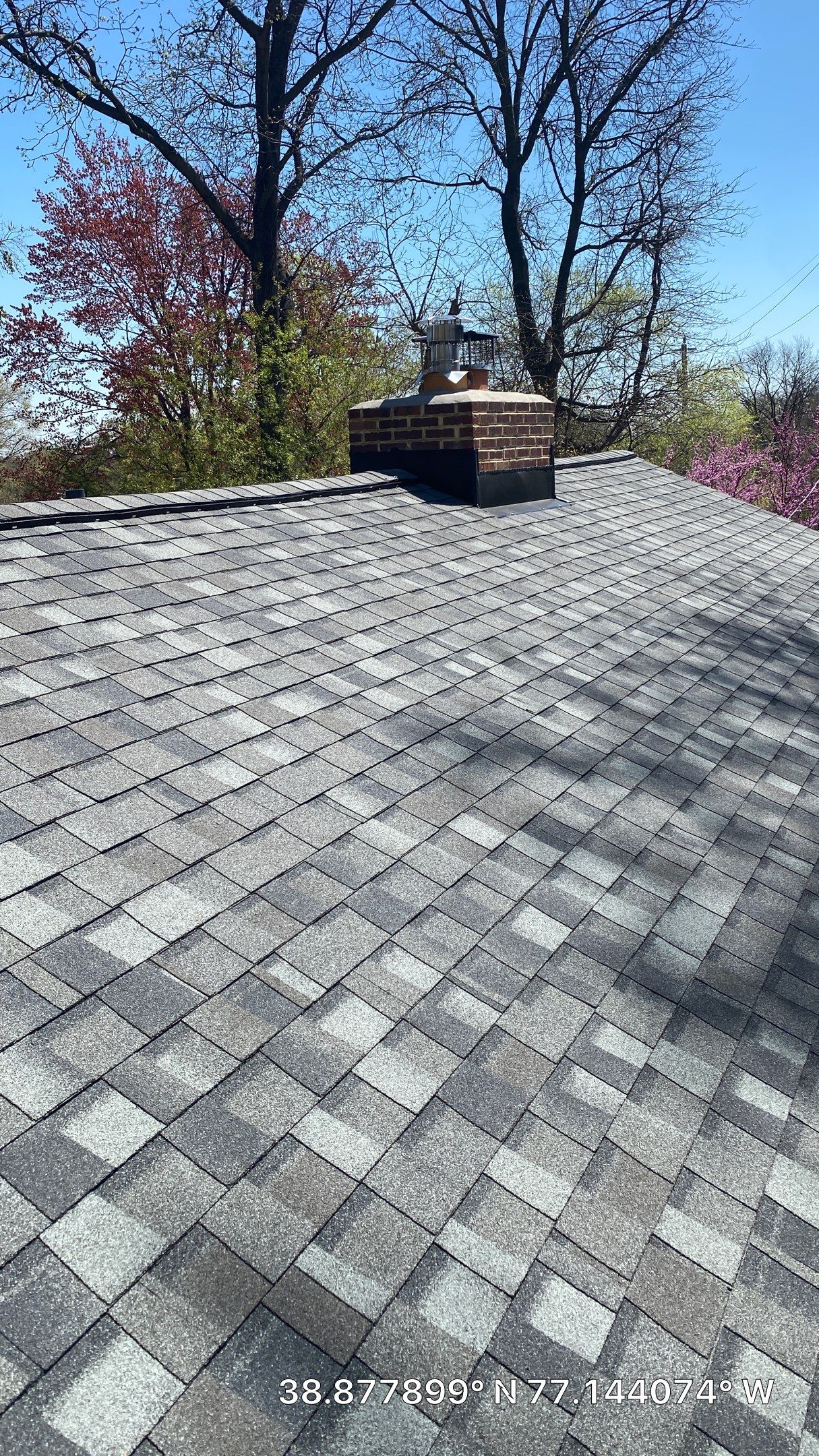 Arlington: CertainTeed Landmark Pro Designer Shingles in Max Def Georgetown Gray by RM Banning, Inc.