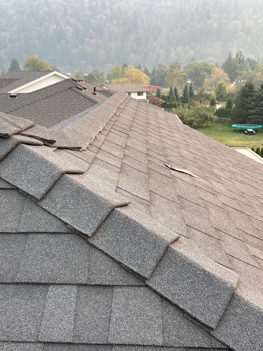 Residential Roofing Installation using OC Oakridge shingles with prolok accent roofs by Top Notch Roofing Inc