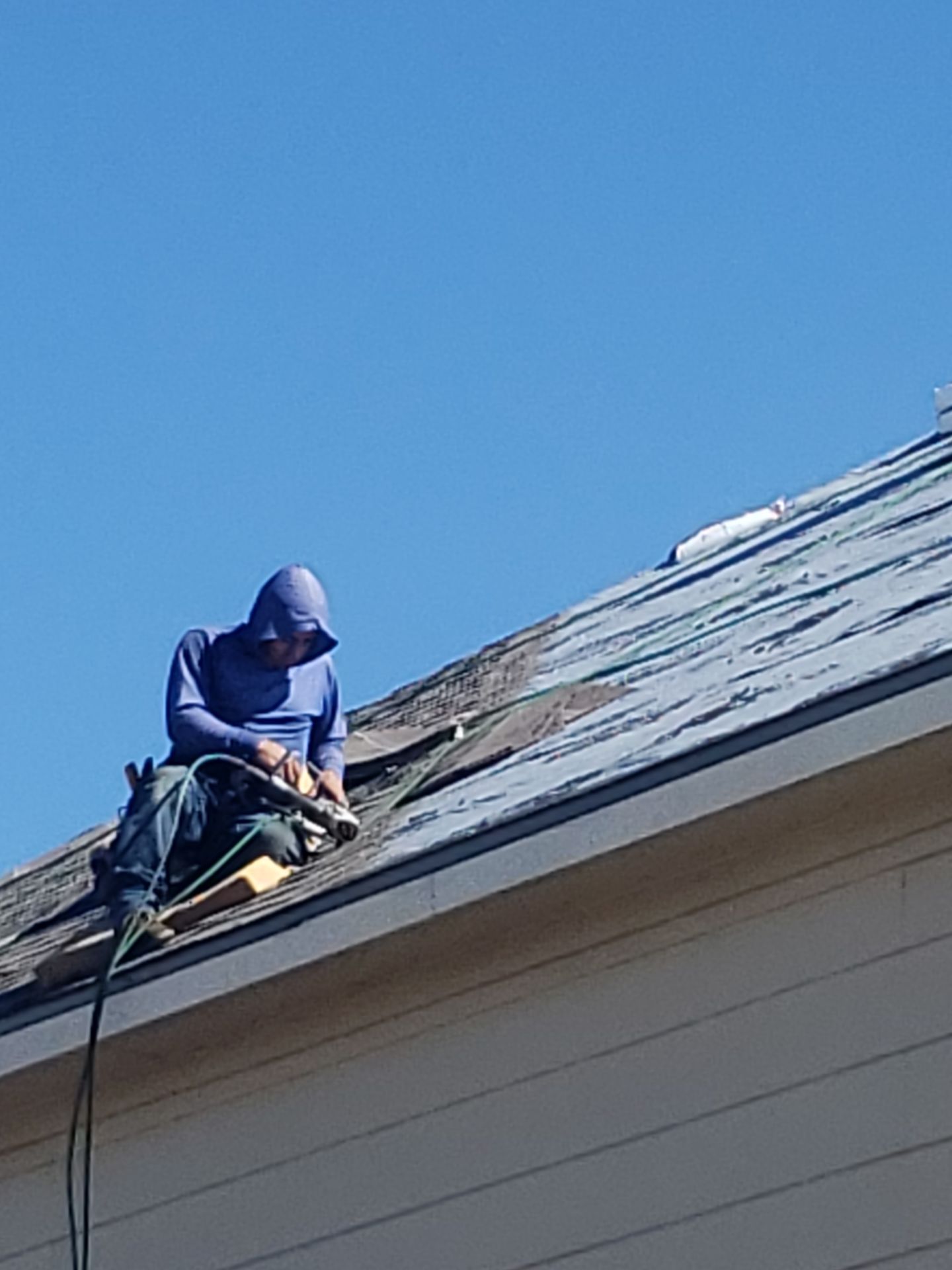 Residential Roof Replacement using GAF NATURAL SHADOW - WEATHERED WOOD by Elite Roofing LLC