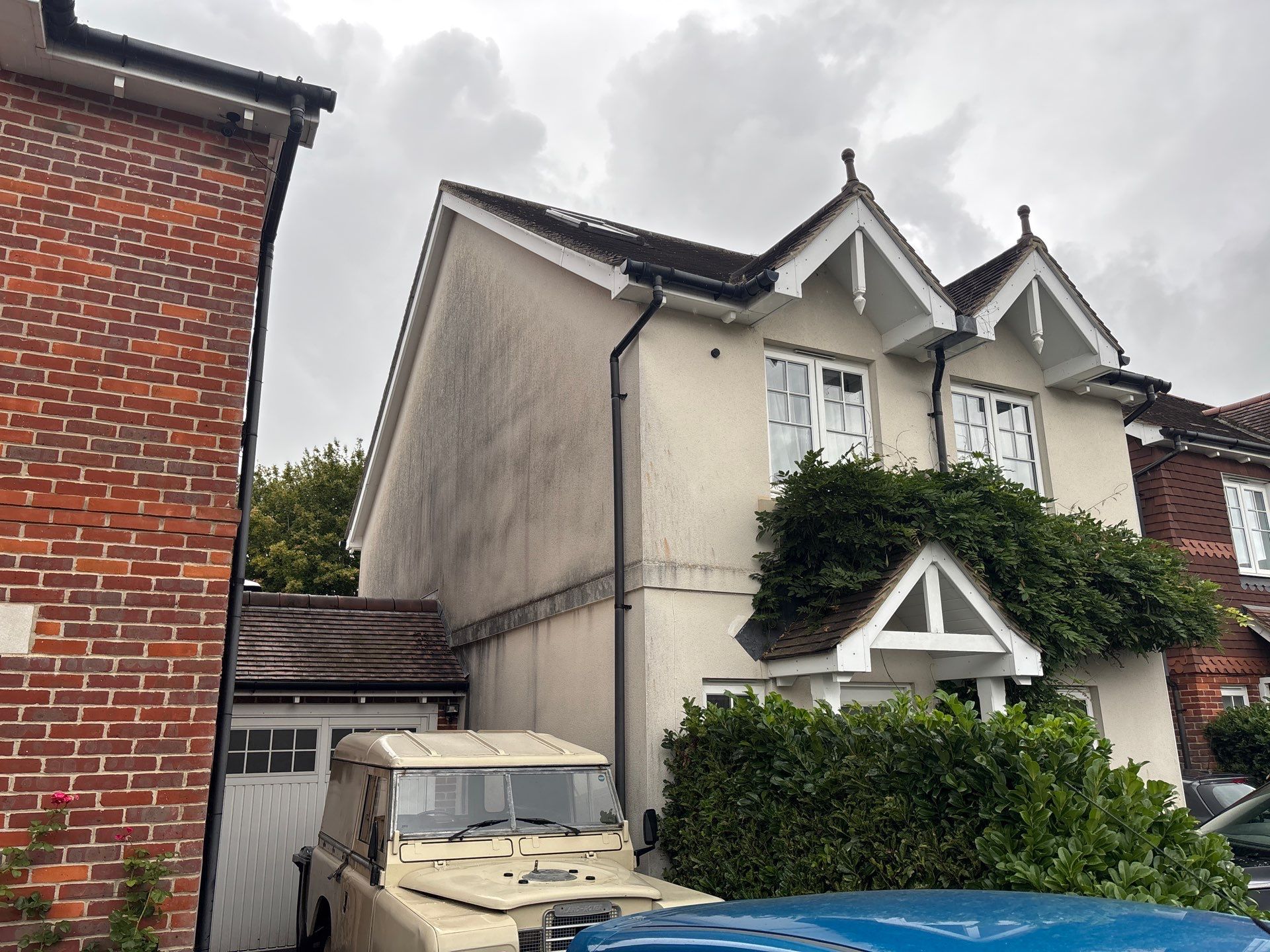 Render Cleaning by Ges Exterior Cleaning ltd