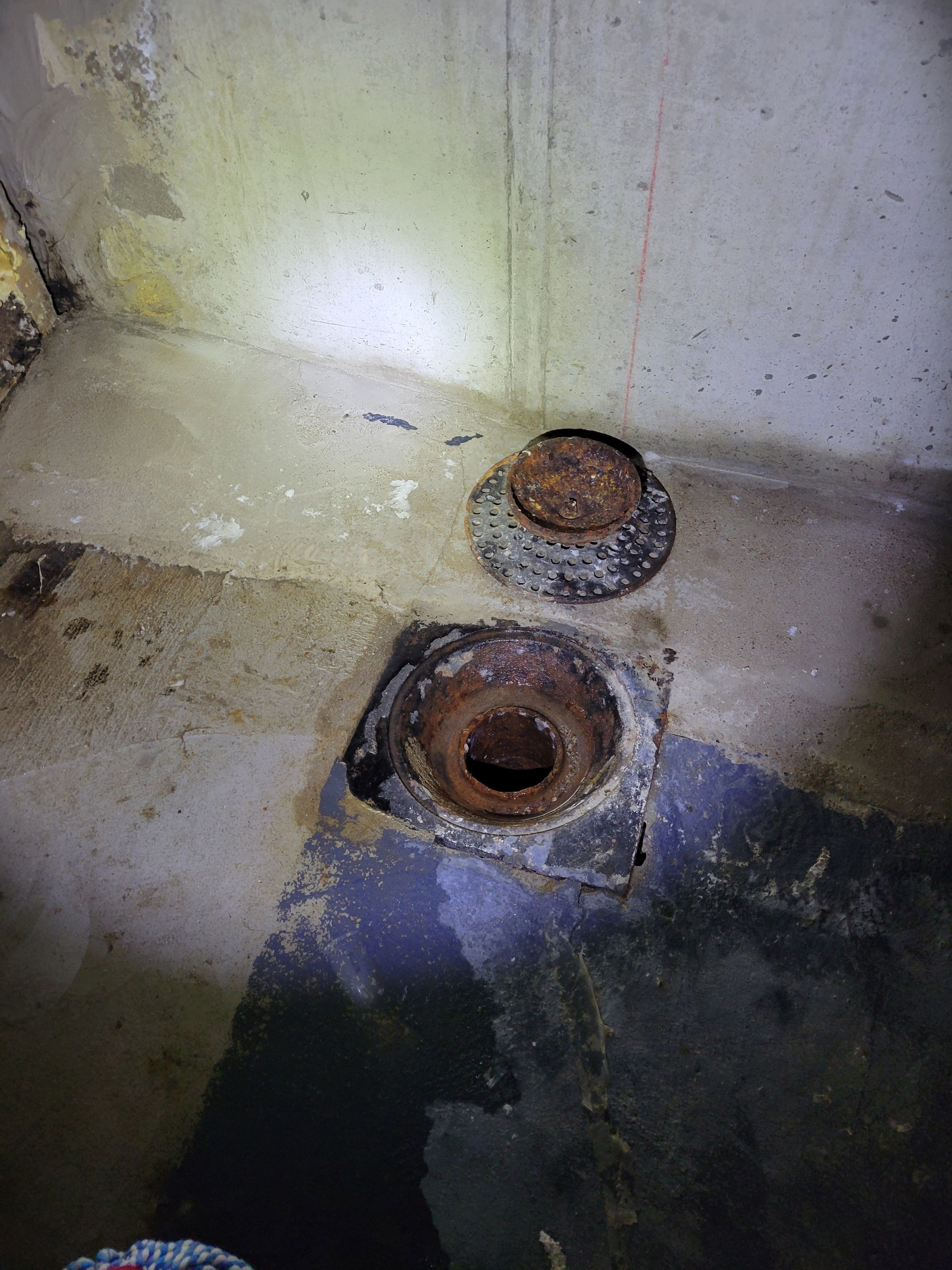 Crawlspace Sewage by Chicagoland Water Medics