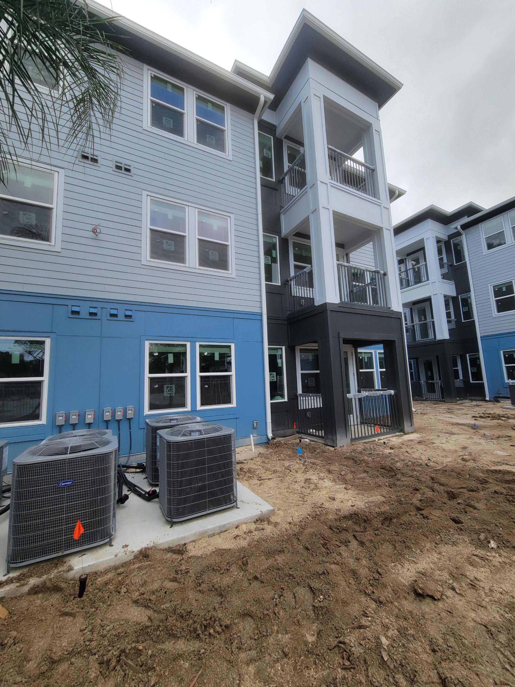 7-Inch Seamless Gutters for Large Roofs in Daytona Beach FL by Gutter Professors