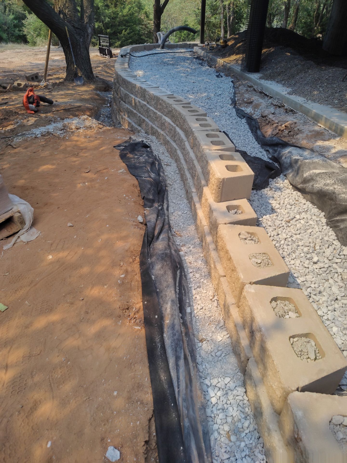 Retaining Wall by Clays Services Inc