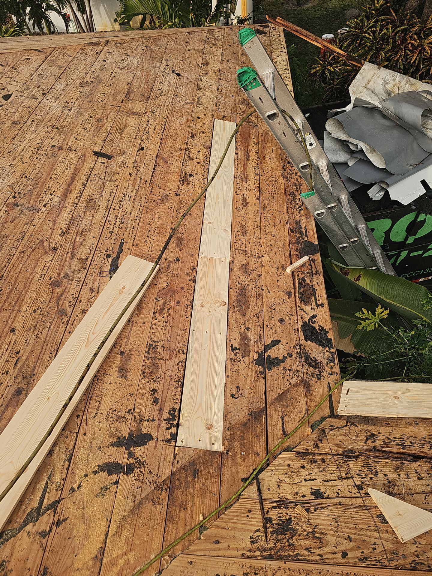 Project in St. Petersburg 33710 by Mitchell Roofing Company LLC 