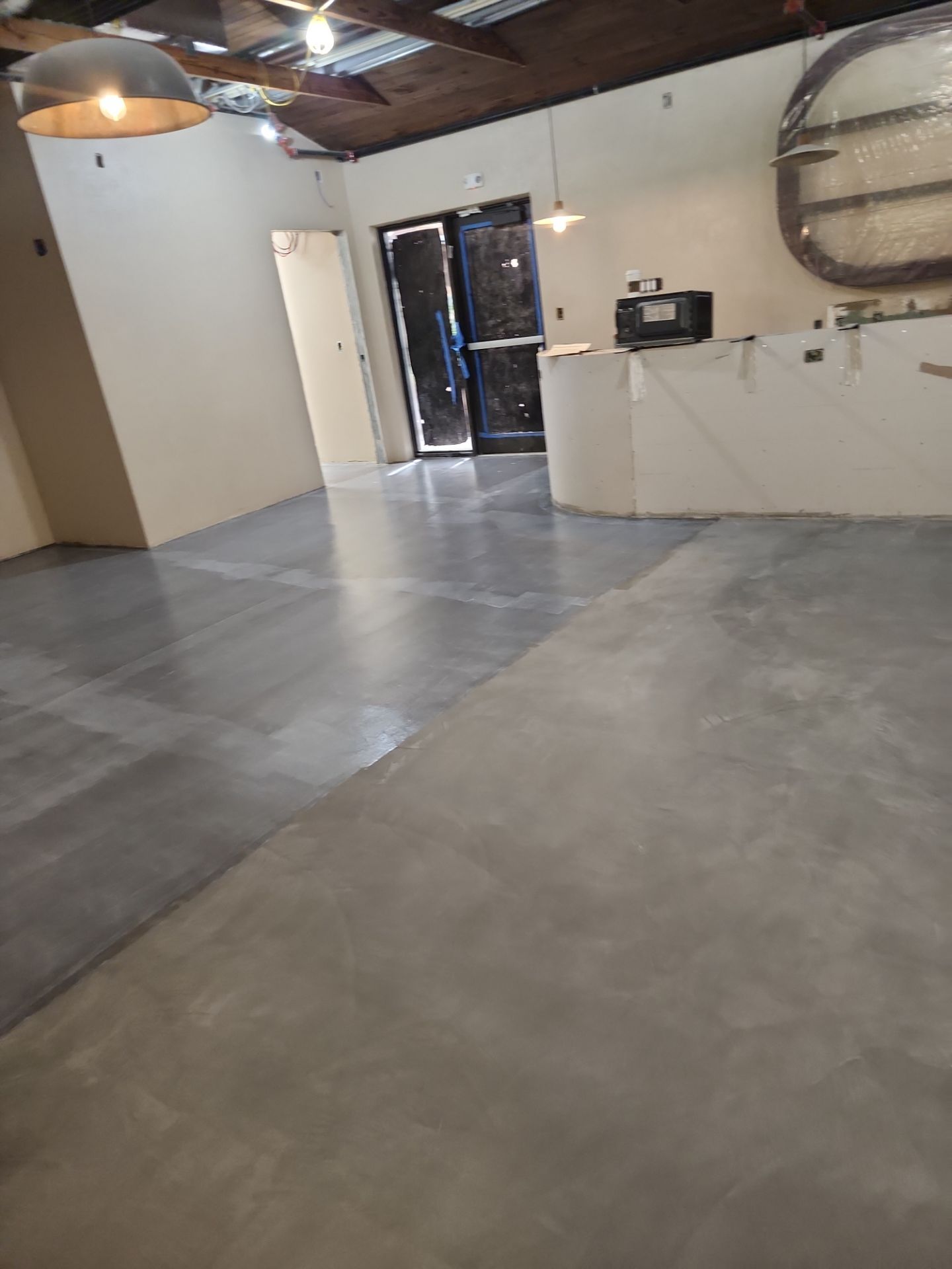 Machialina Restaurant Microtopping by Seamless Surfaces