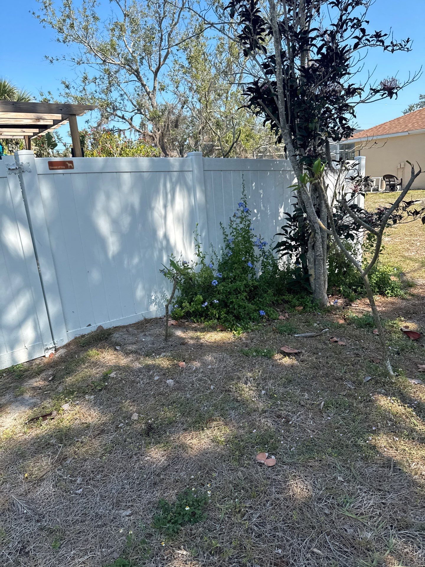 1052 Graham Rd  by H&Y Fence
