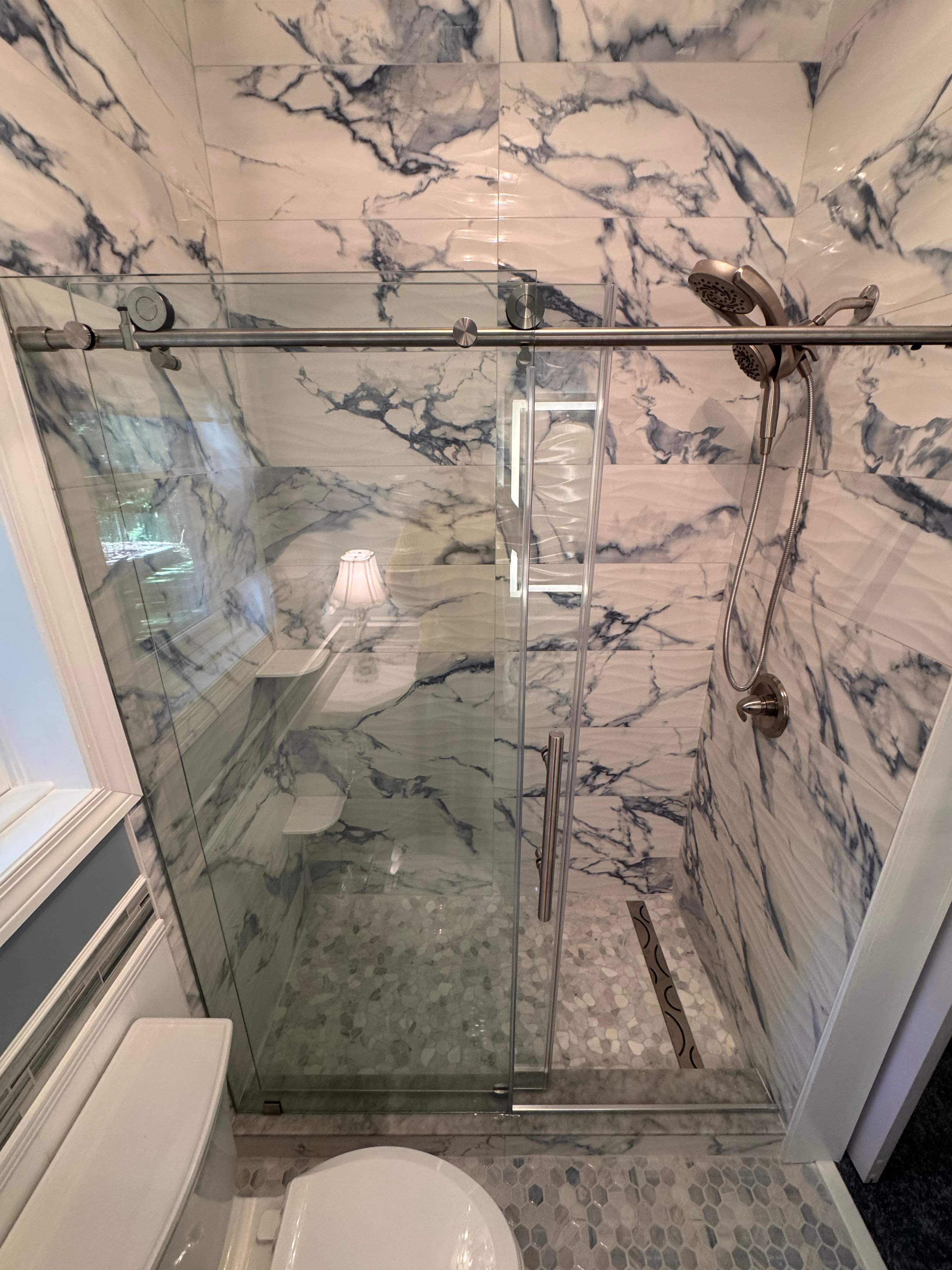 Guest bathroom renovation by Prudencio