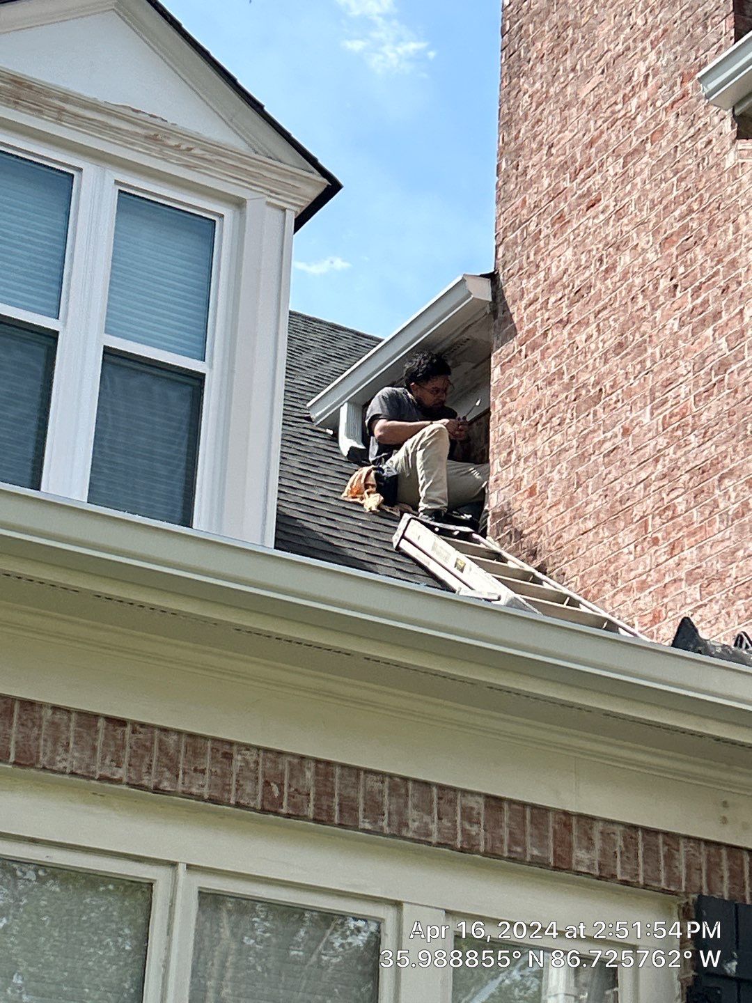 Brentwood - Sunset Rd. Exterior  by Nashville House Painters 