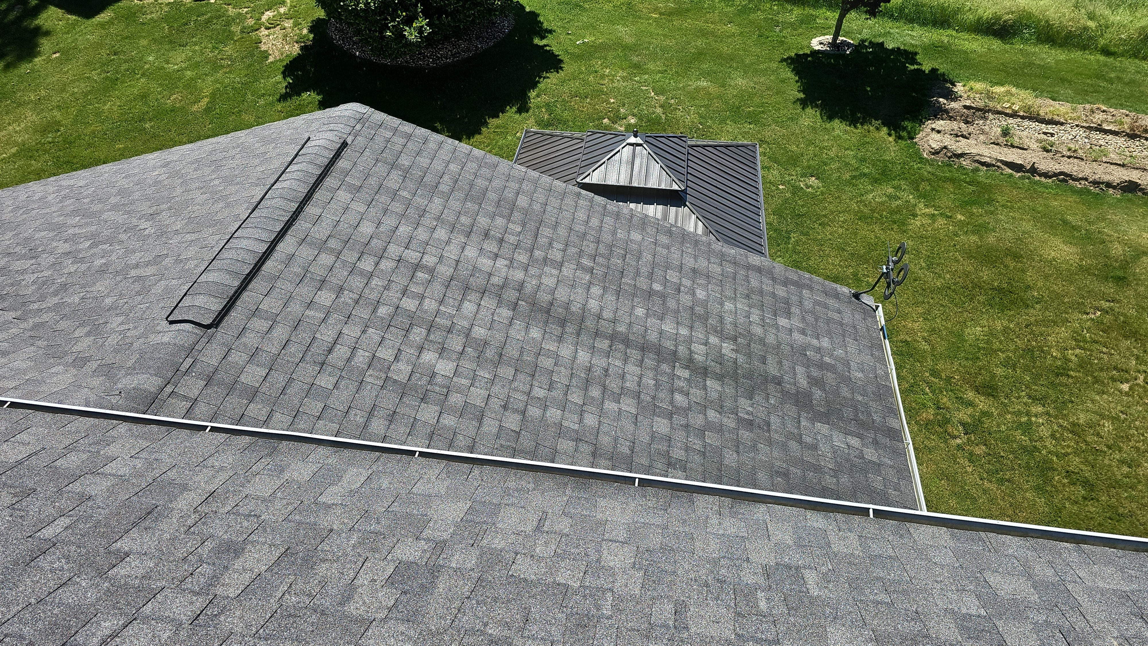 CT Landmark, Color, Georgetown Grey, Drip Edge, Black by Eagle Eye Roofing