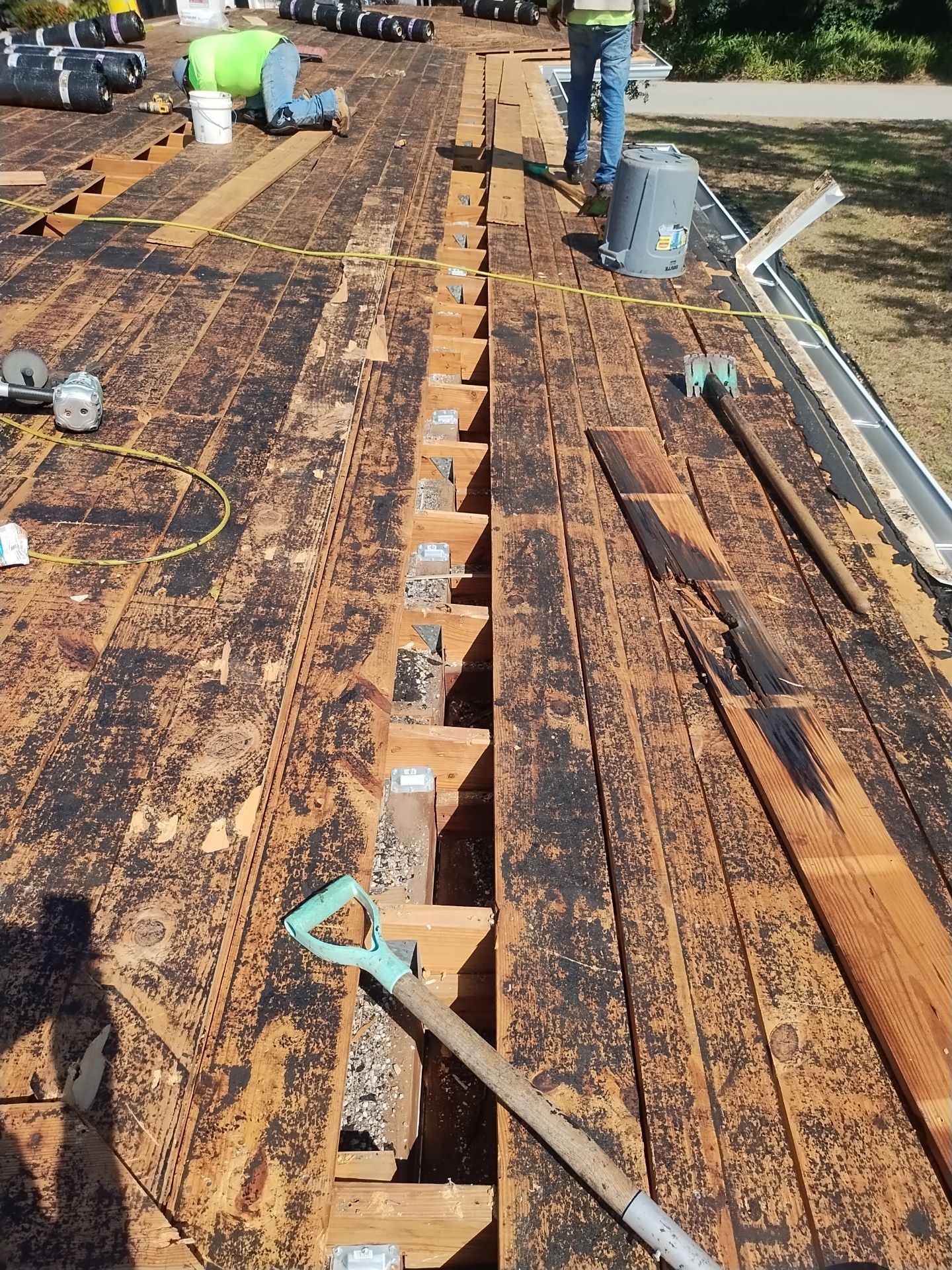 Project in St. Petersburg 33710 by Mitchell Roofing Company LLC
