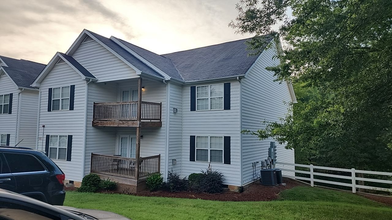 Appartment cleaning by Power Wash Masters LLC
