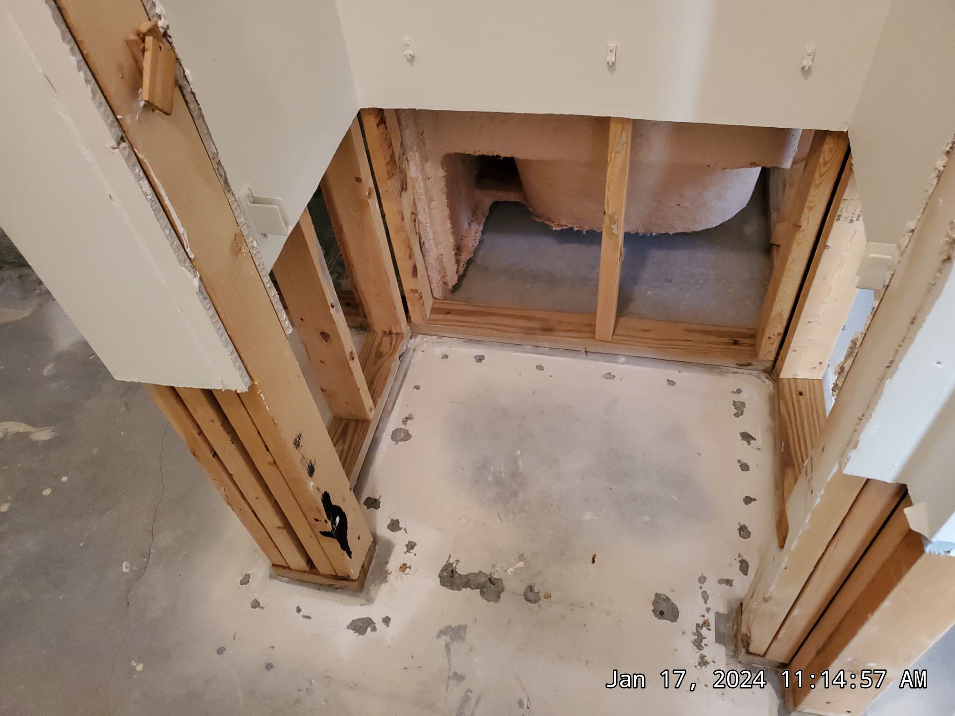 Water damage in Loganville by Baxter Professional LLC