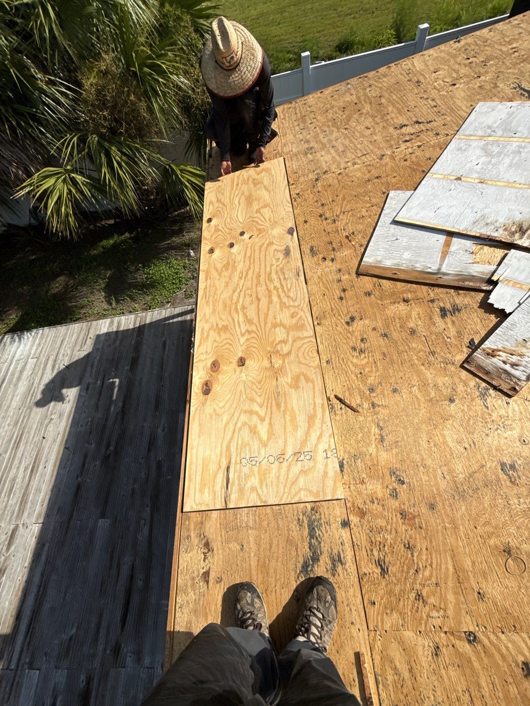 Project in Seminole 33772 by Mitchell Roofing Company LLC 