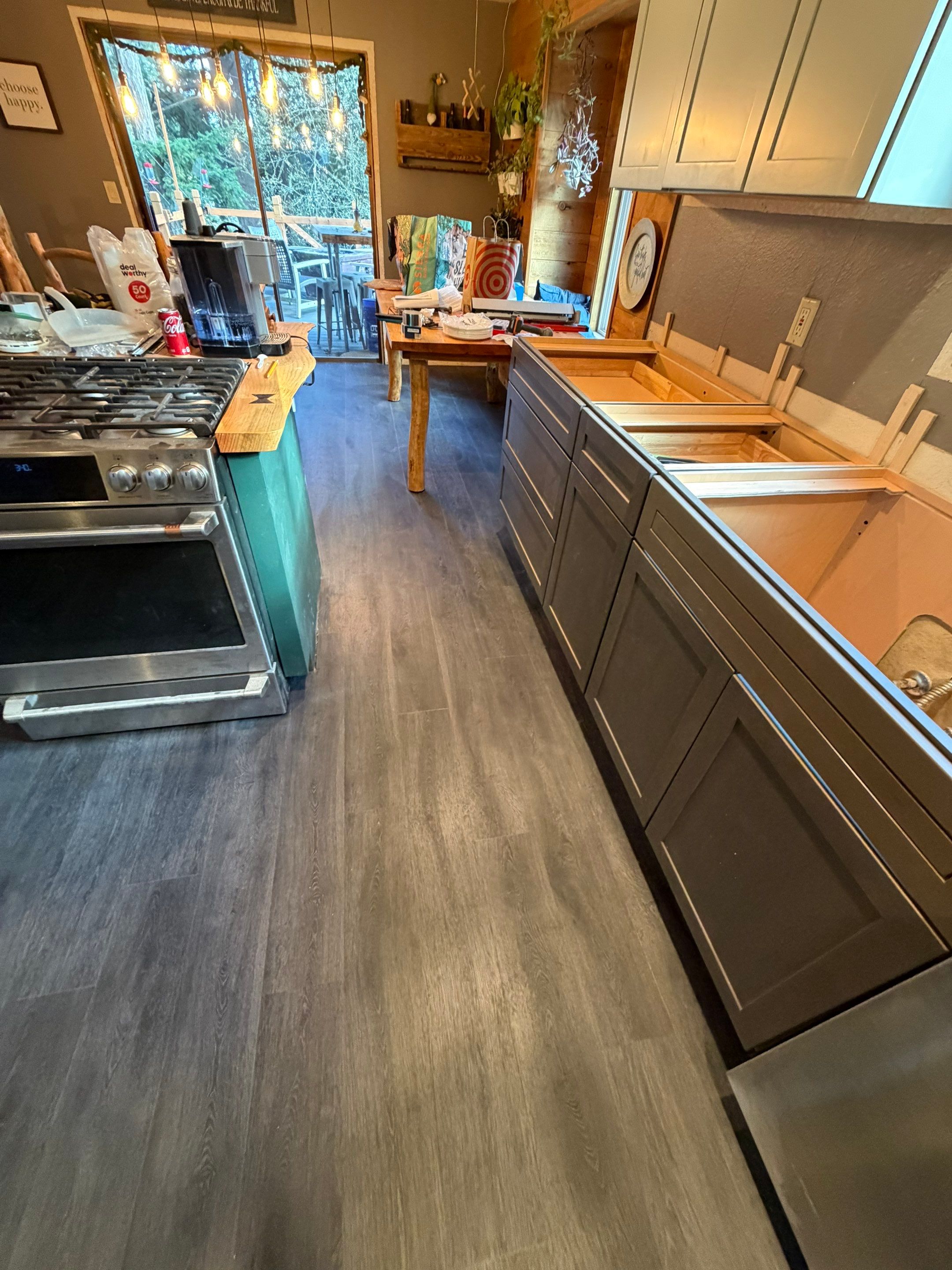 Kitchen Flooring by Handyman State LLC