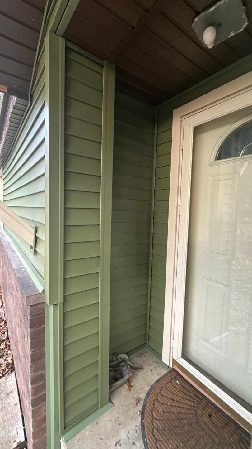 Siding Replacement using CertainTeed Restoration Classis D4 by 180 Contractors