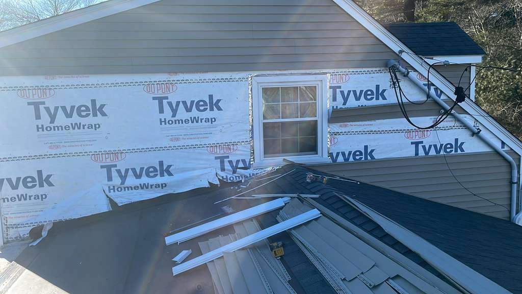 Siding & Roof repair by Mighty Dog Roofing of Greater Middlesex County