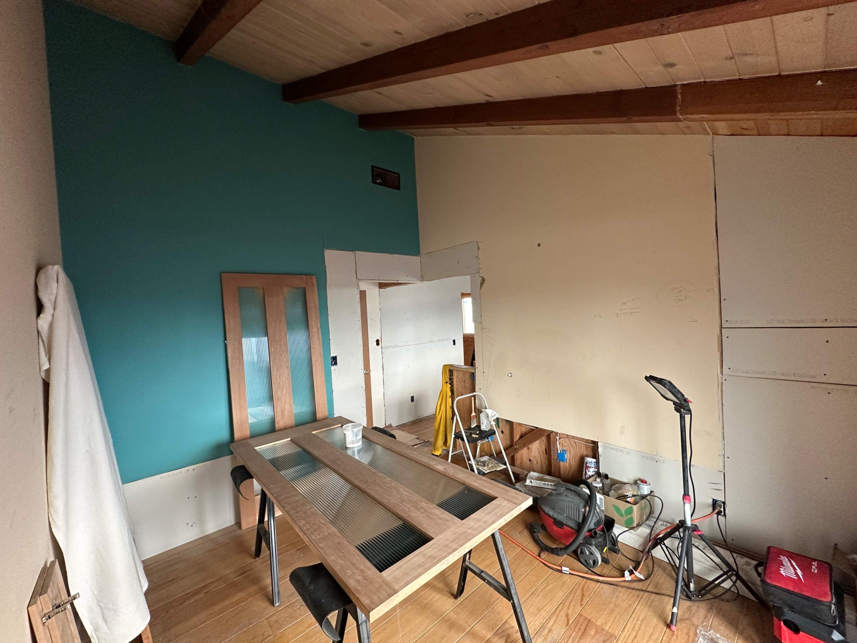 Custom interior painting and decorating by Herrera’s Bay Area Painting inc.