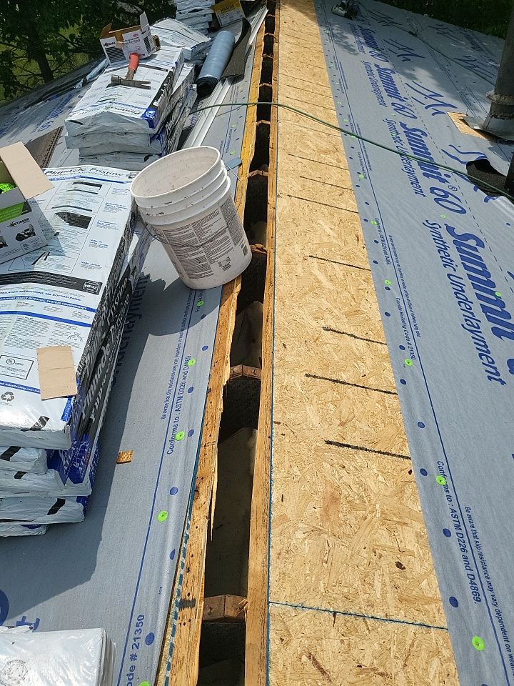 ATLAS PINNACLE HP W/SCOTCHGARD COLOR: HEARTHSTONE  by Eagle Eye Roofing