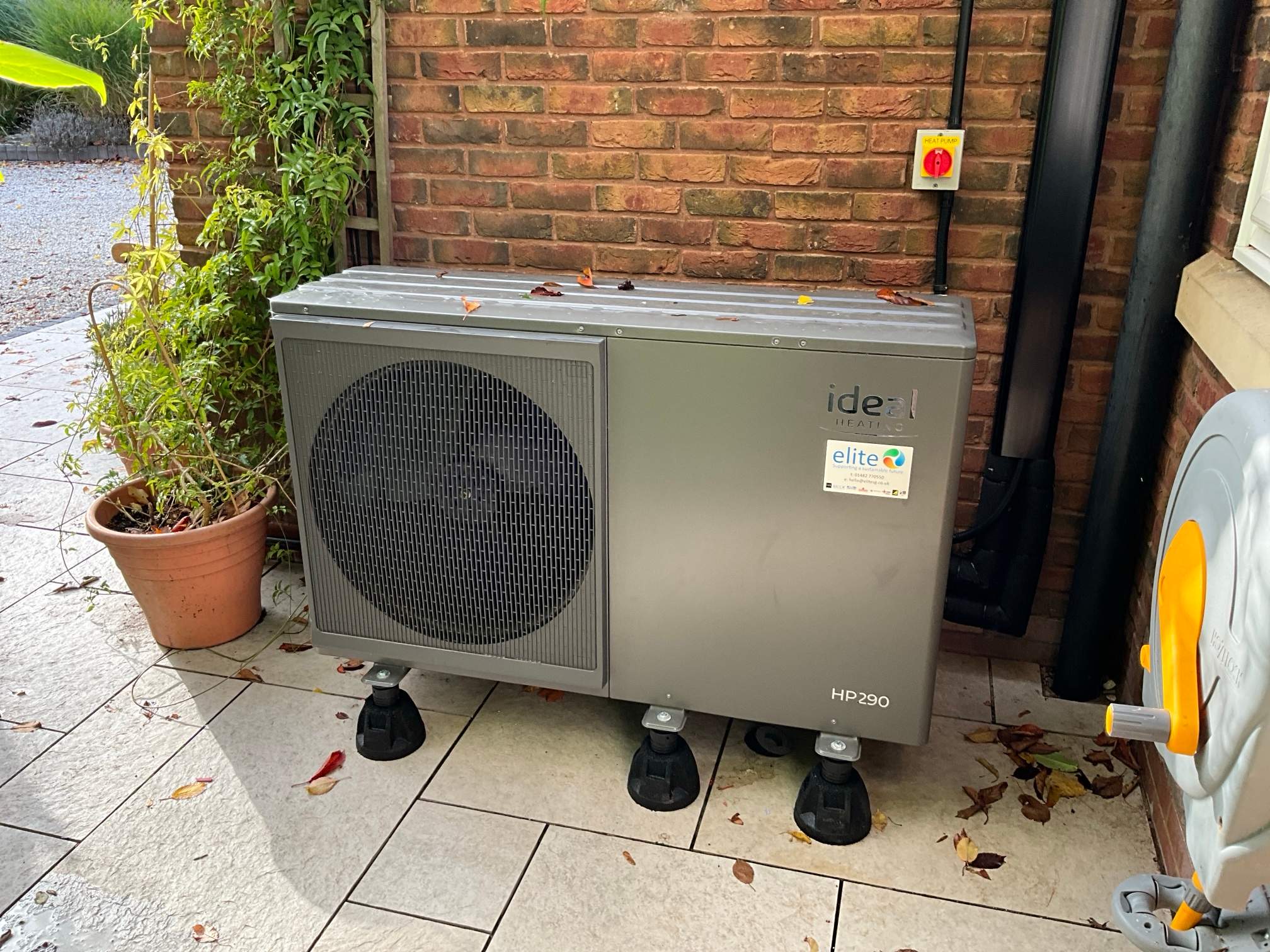 🛢️➡️♻️ From oil heating to energy independence by Elite Services Group Ltd