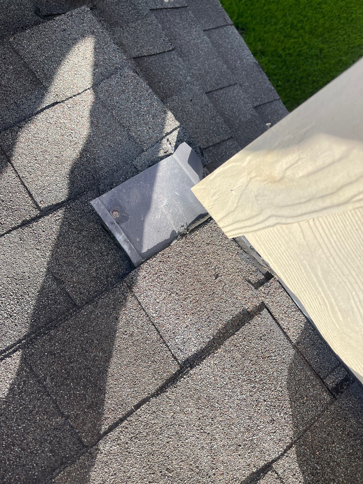 Residential Roofing Repair using Owen's Corning Duration (Lifetime) Shingles by Roof Repair Company