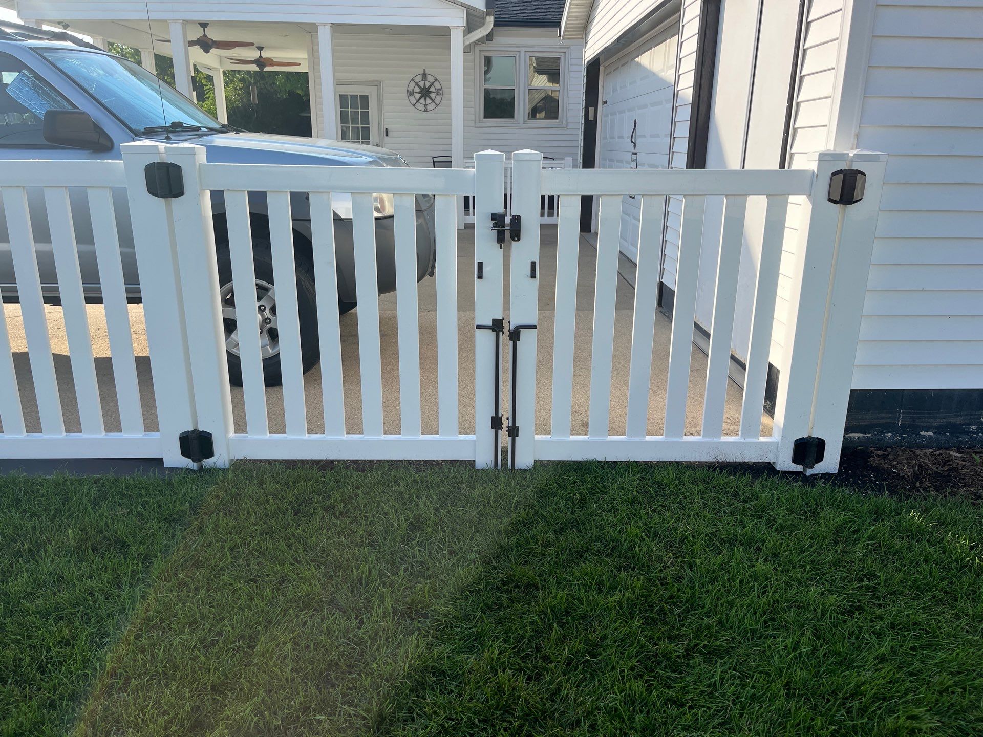 White Vinyl Privacy and Picket Fence Installation in Waterloo by Perfect Picket Fence and Stain