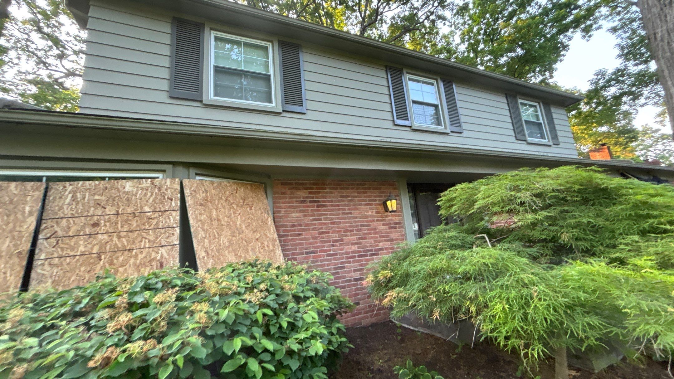 Roof Replacement using Owens Corning Teak by 180 Contractors