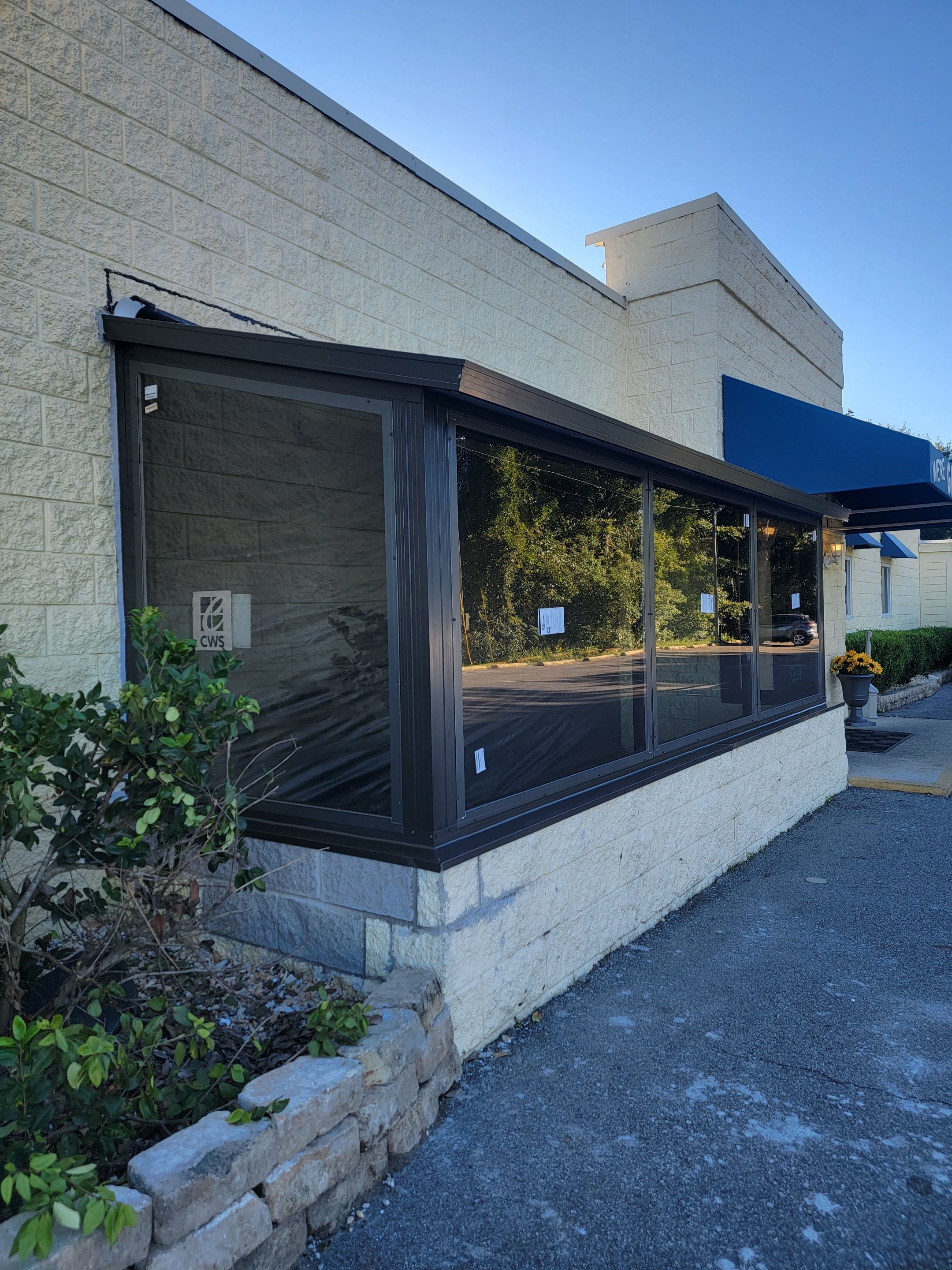 Commercial Restaurant Glass Room by Titan Sunrooms