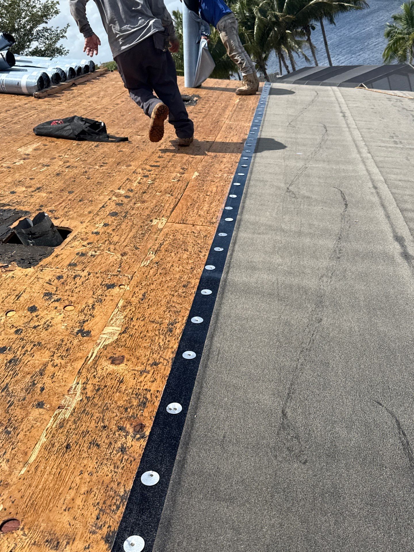 Residential Re-Roof using Owens Corning Duration Shingle in Estate Grey by First Due Roofing