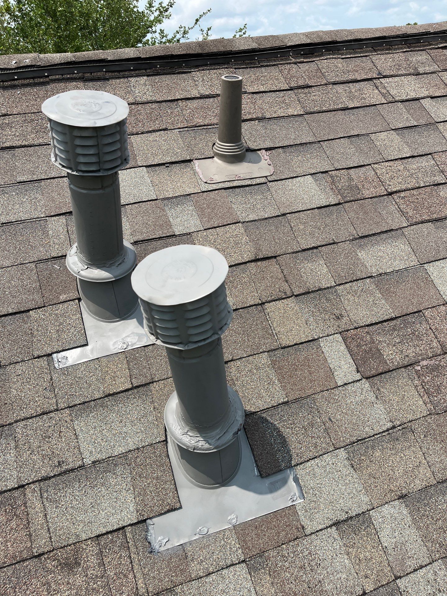 Hail Damage using Owen's Corning Duration (Lifetime) Shingles by Roof Repair Company