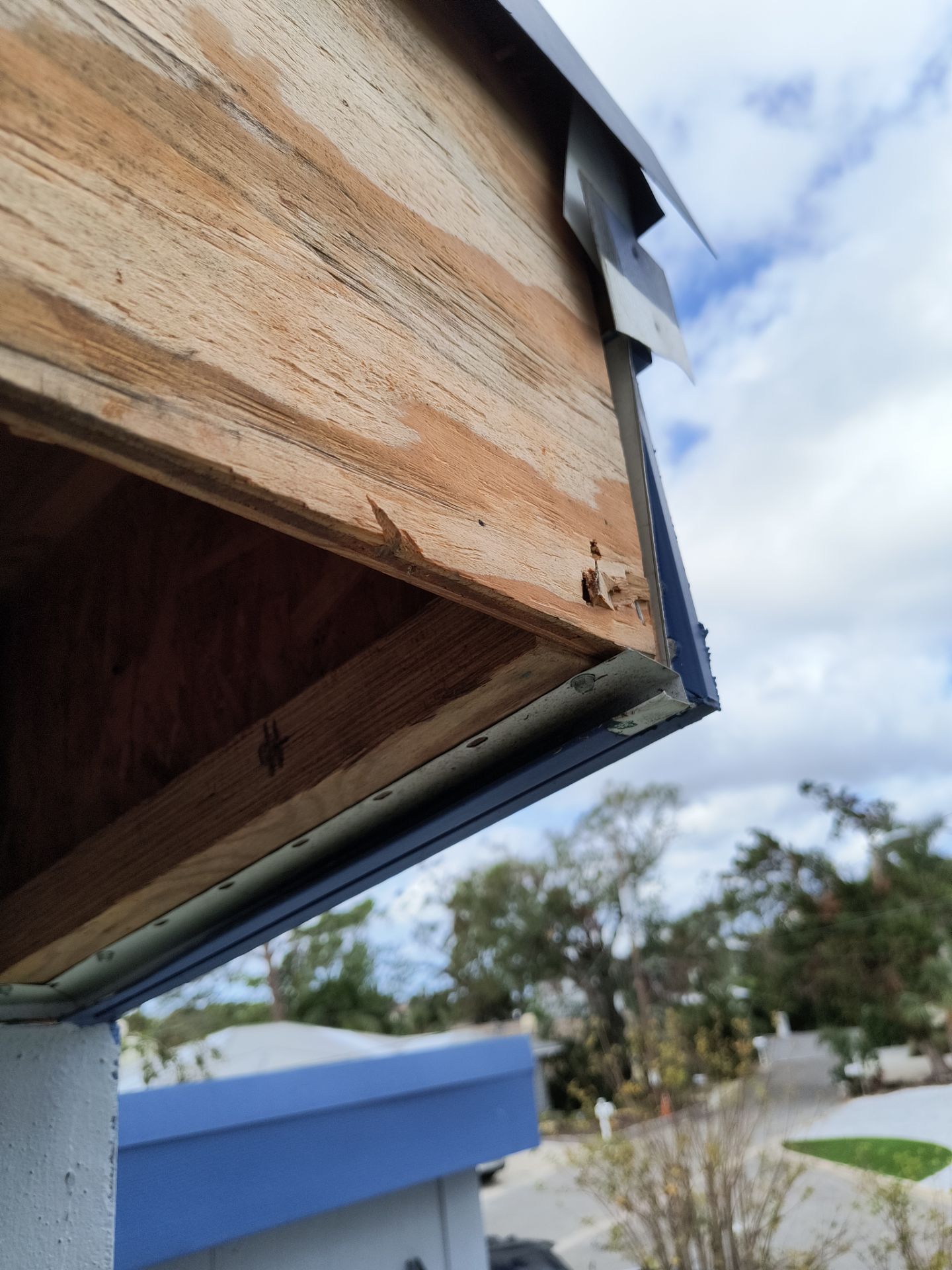 Soffit and Fascia Installation in Sarasota FL by Gutter Professors