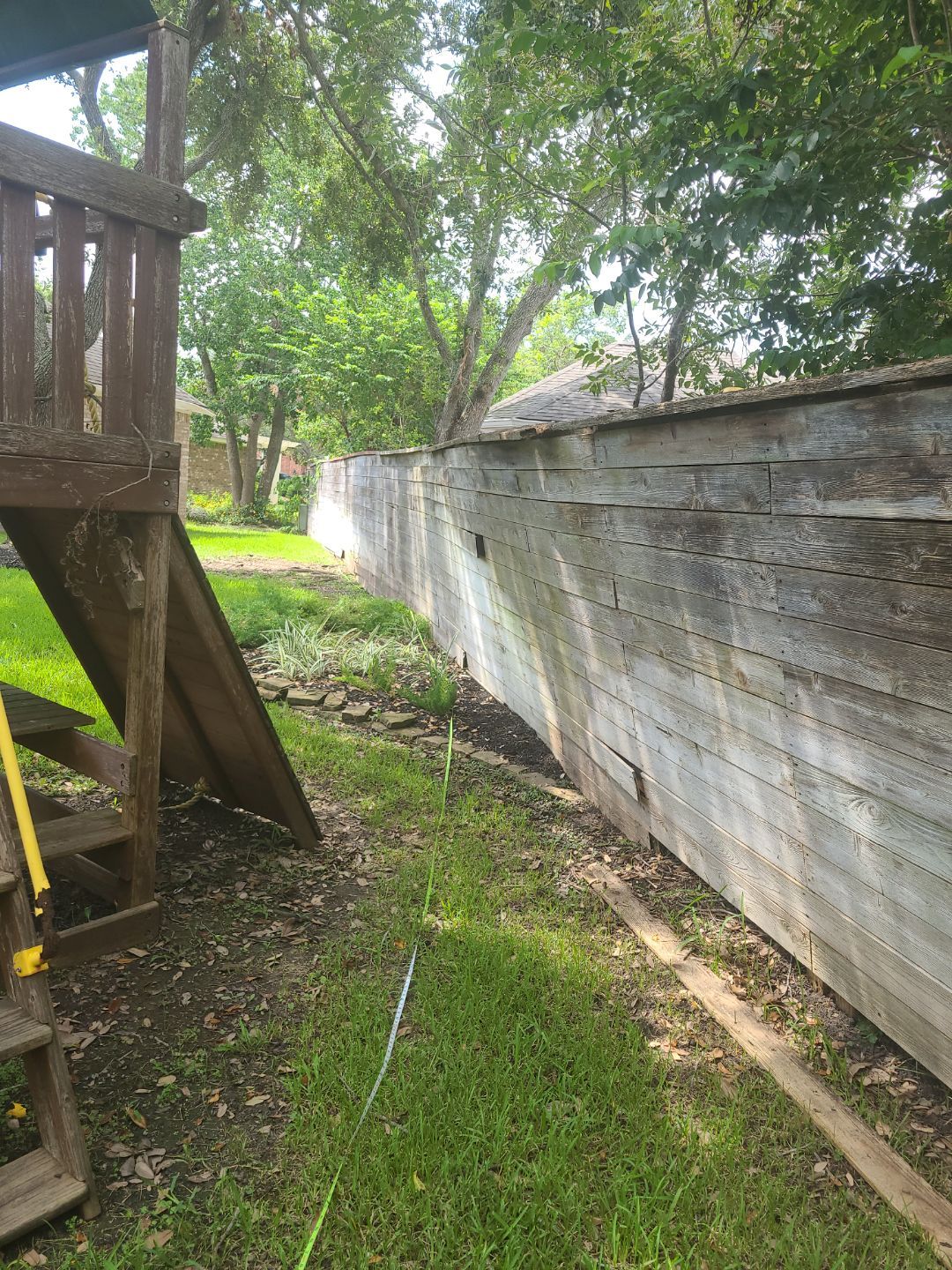 Fence Installation using Premium horizontal WRC by Tim's Fences