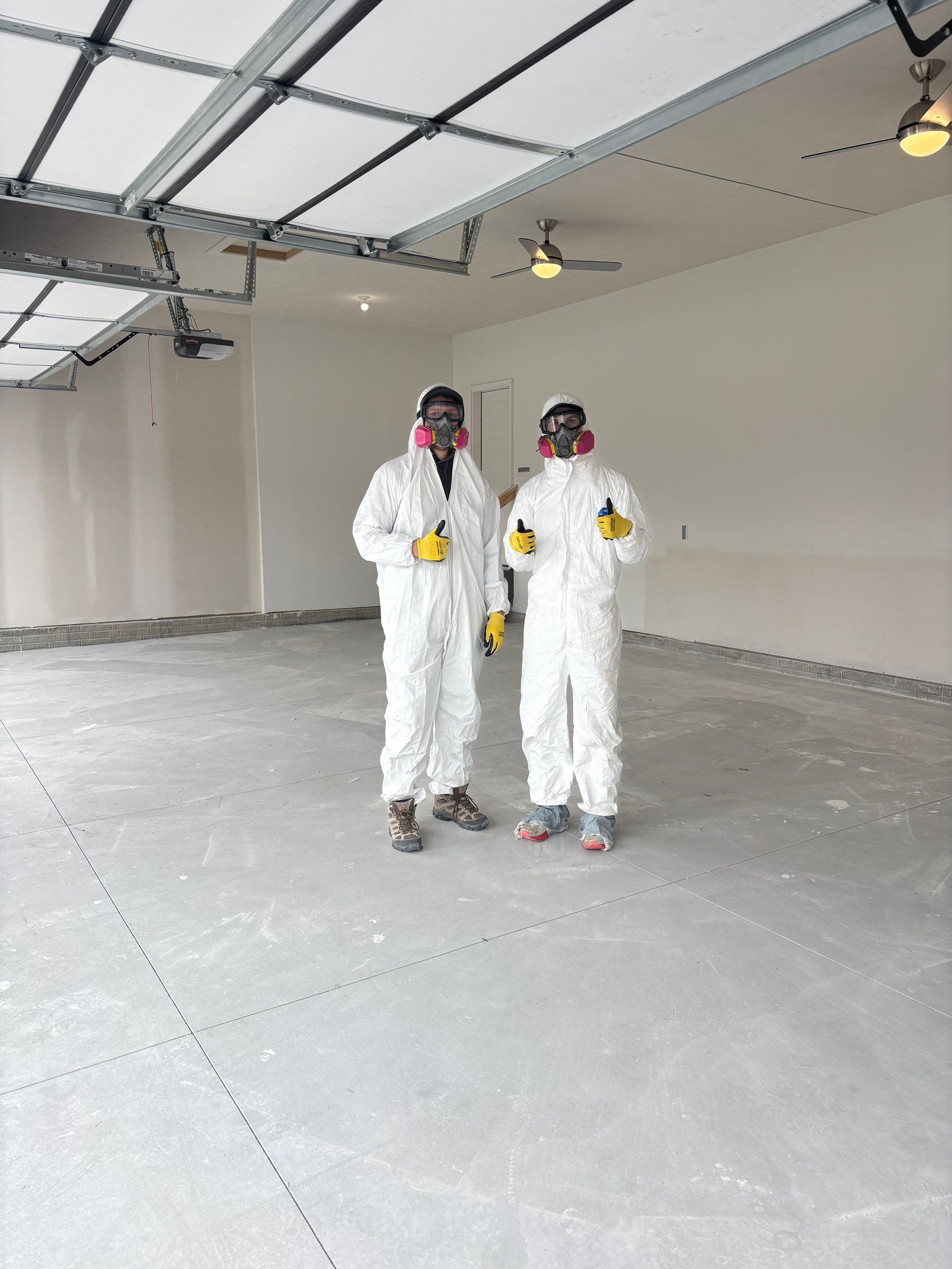 4 Stall Garage - Wombat Flake by Goat Coatings