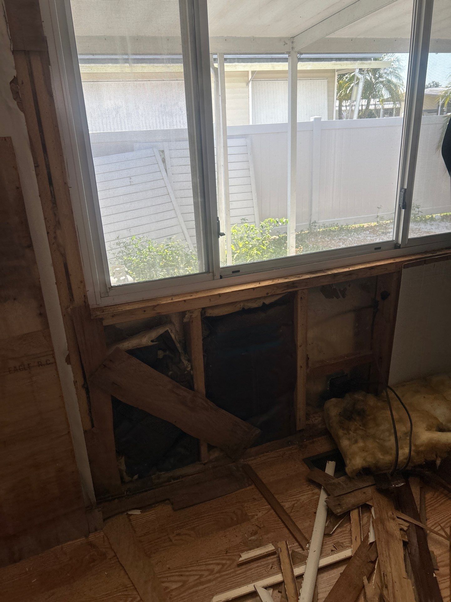 Mold Remediation Bradenton by Ampm Restoration Services 
