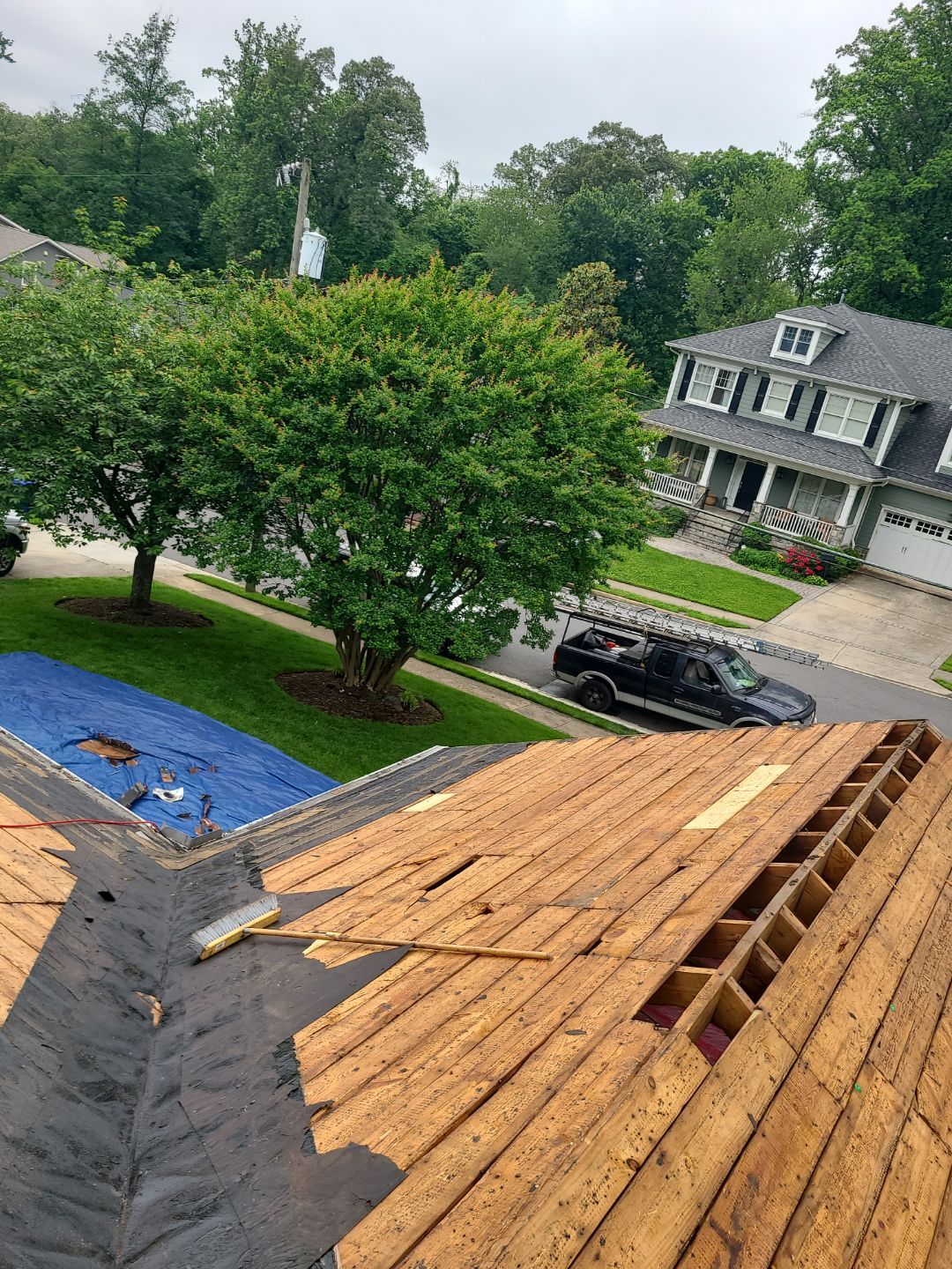 Arlington: CertainTeed Landmark Pro Designer Shingles in Max Def Pewter by RM Banning, Inc.