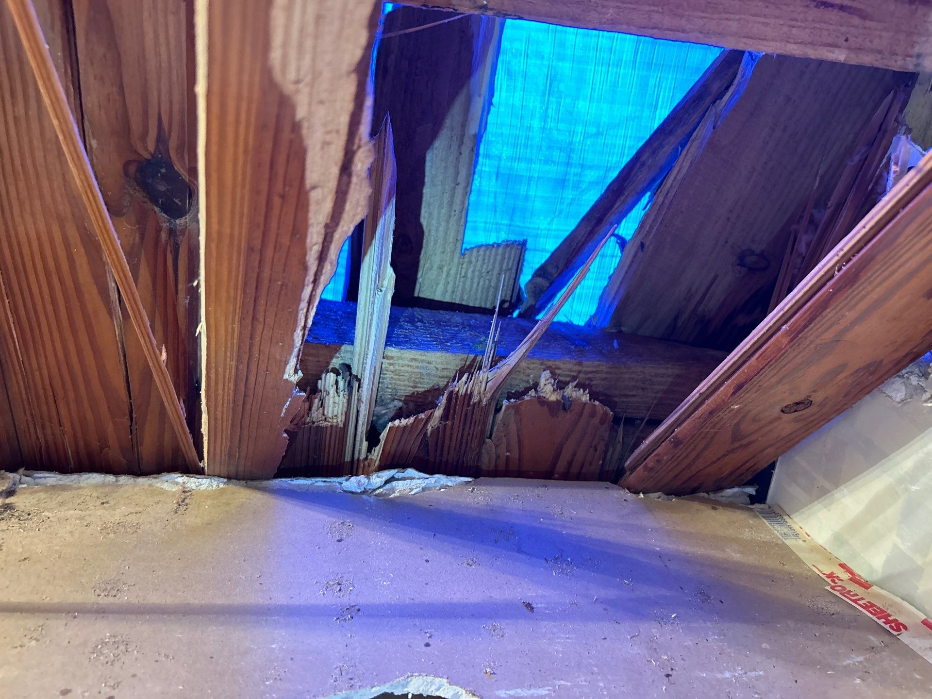 Valdosta Roofing  by J & J Remodeling Of Ga LLC