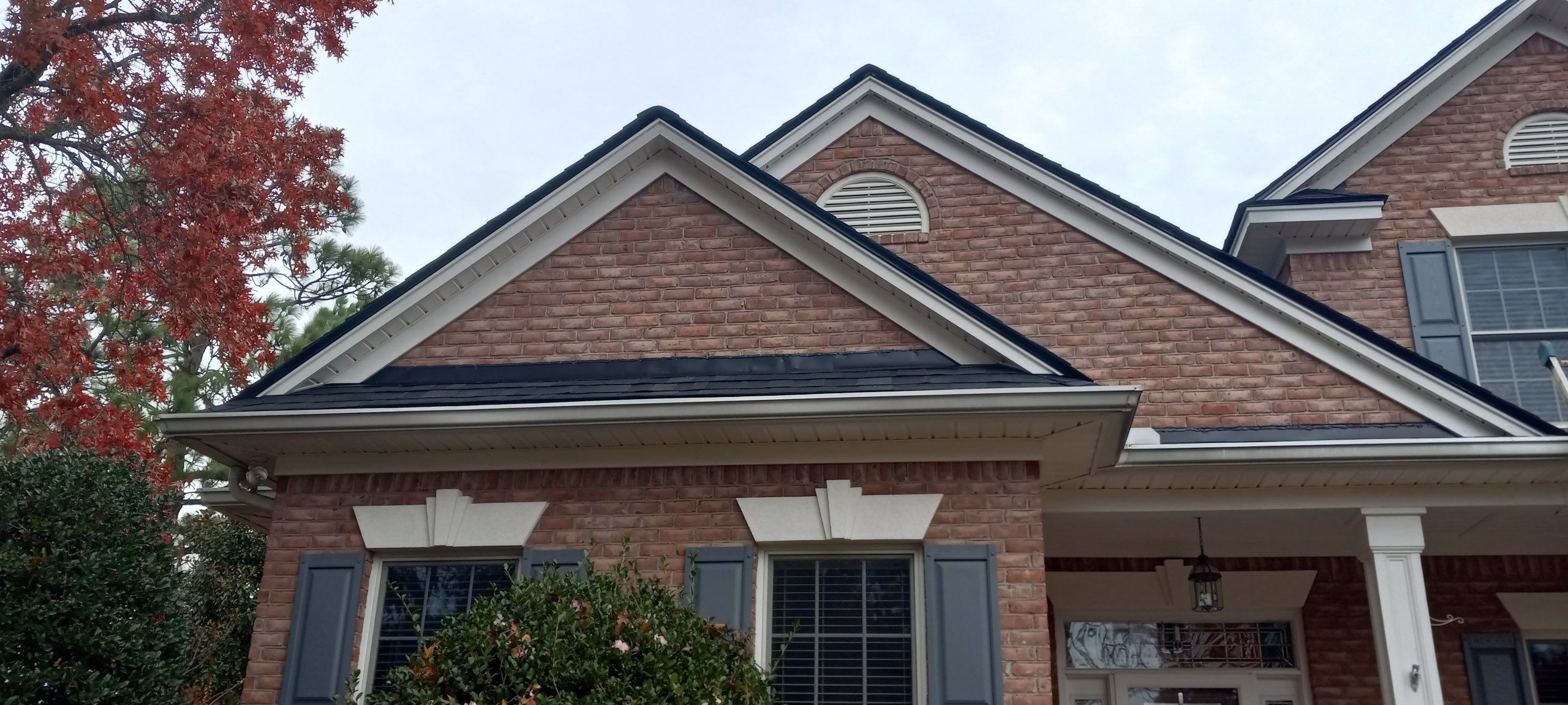 Roof Replacement using Owens Corning Oakridge Architectural Shingles by Midlands Roofing & Exteriors