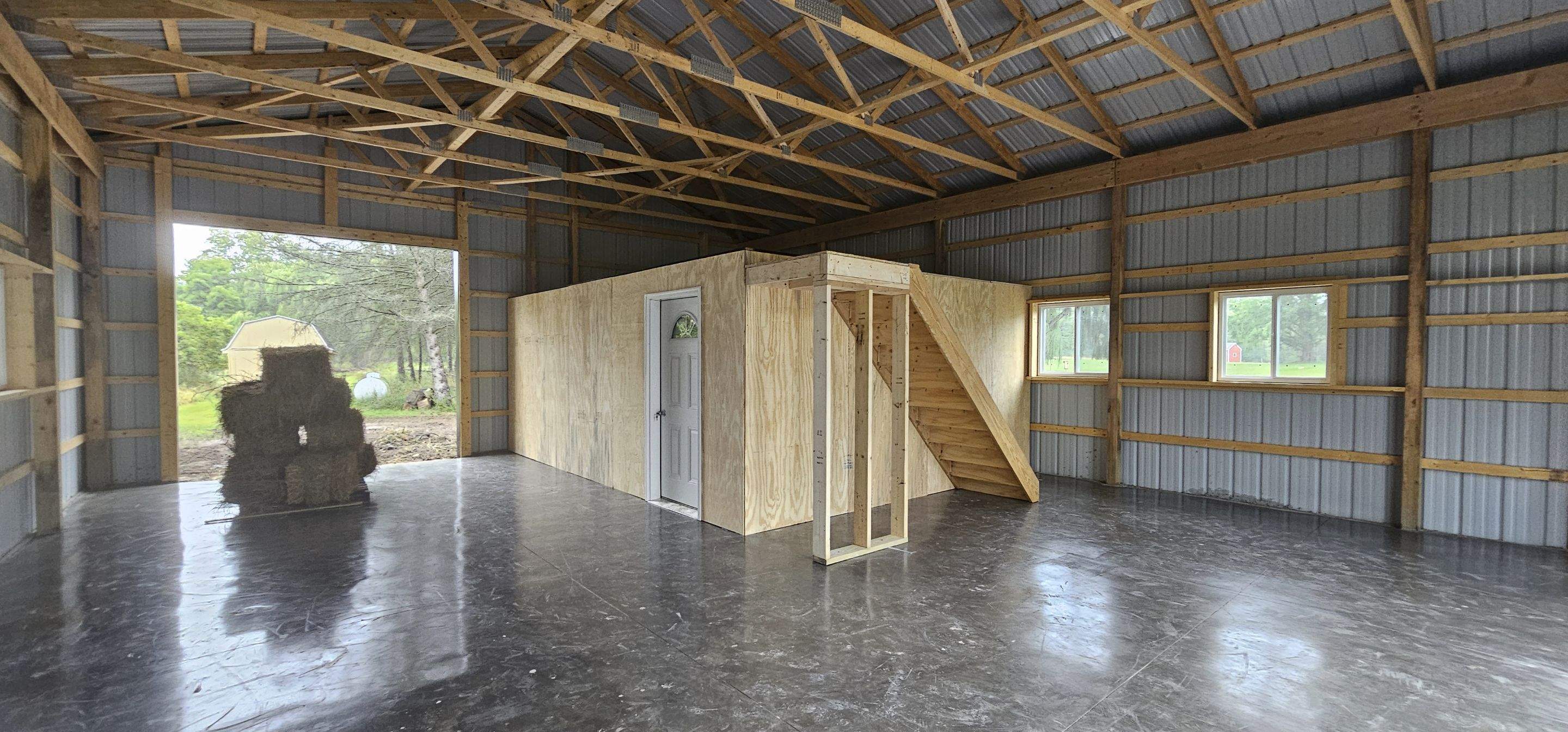 Polebarn  by Horst Custom Homes 