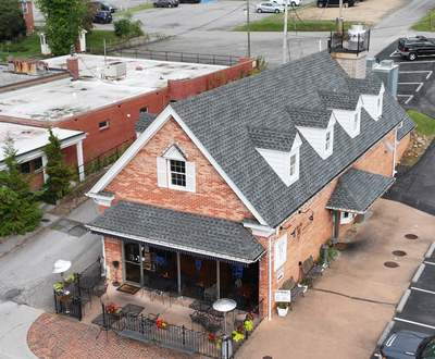 Ellis Commercial Building