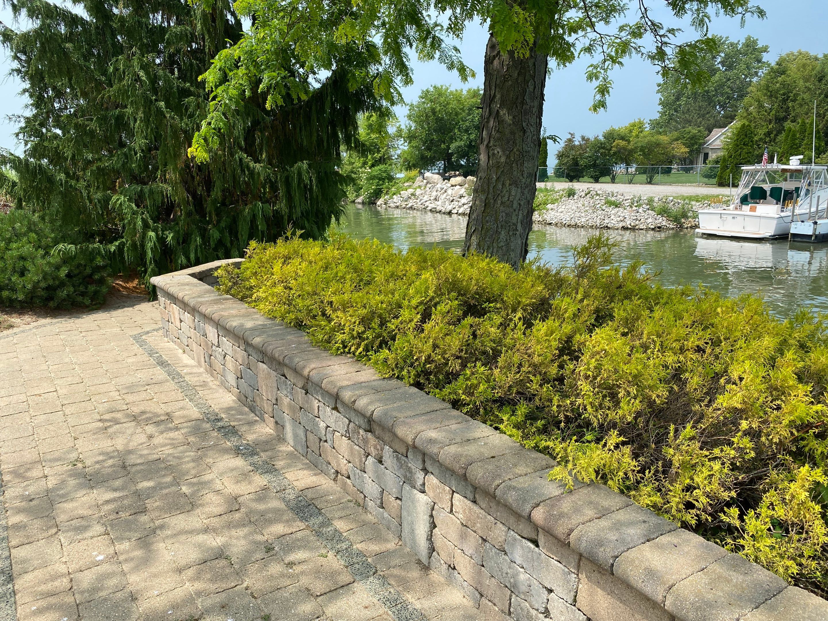 Lake House Maintenance by Elm Rose Gardens